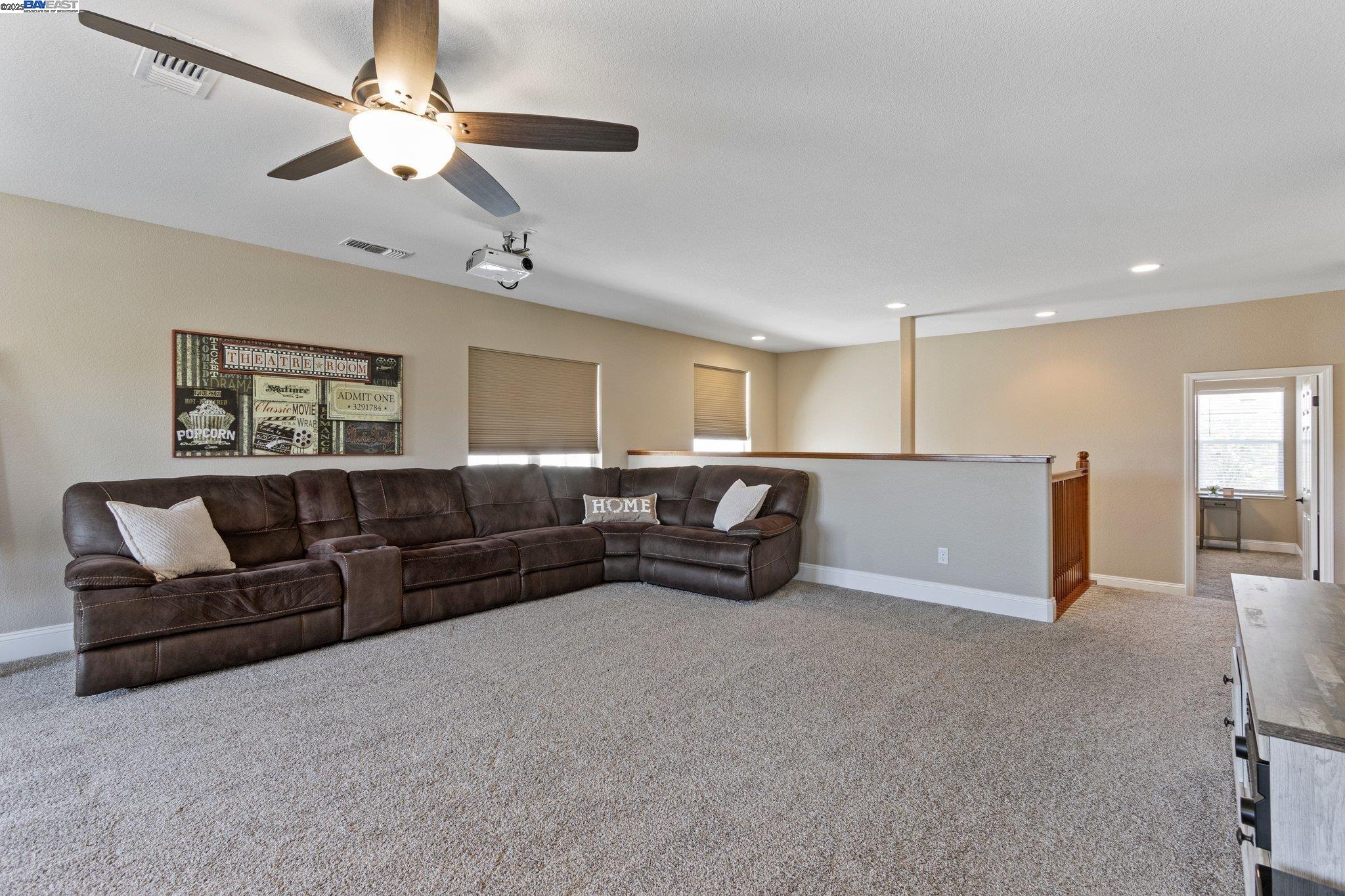 Detail Gallery Image 33 of 58 For 6454 Green Castle Cir, Discovery Bay,  CA 94505 - 4 Beds | 3/1 Baths
