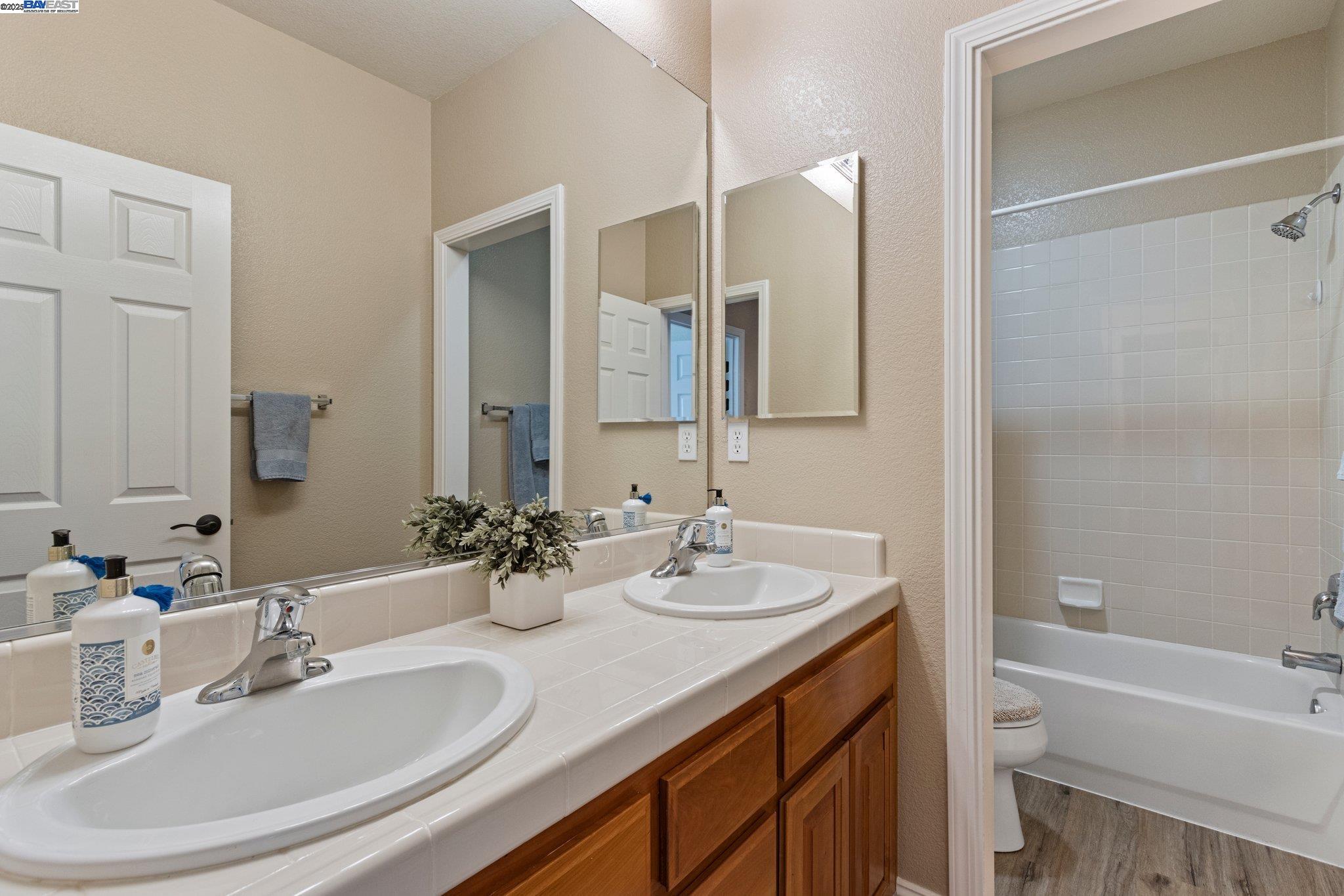Detail Gallery Image 38 of 58 For 6454 Green Castle Cir, Discovery Bay,  CA 94505 - 4 Beds | 3/1 Baths