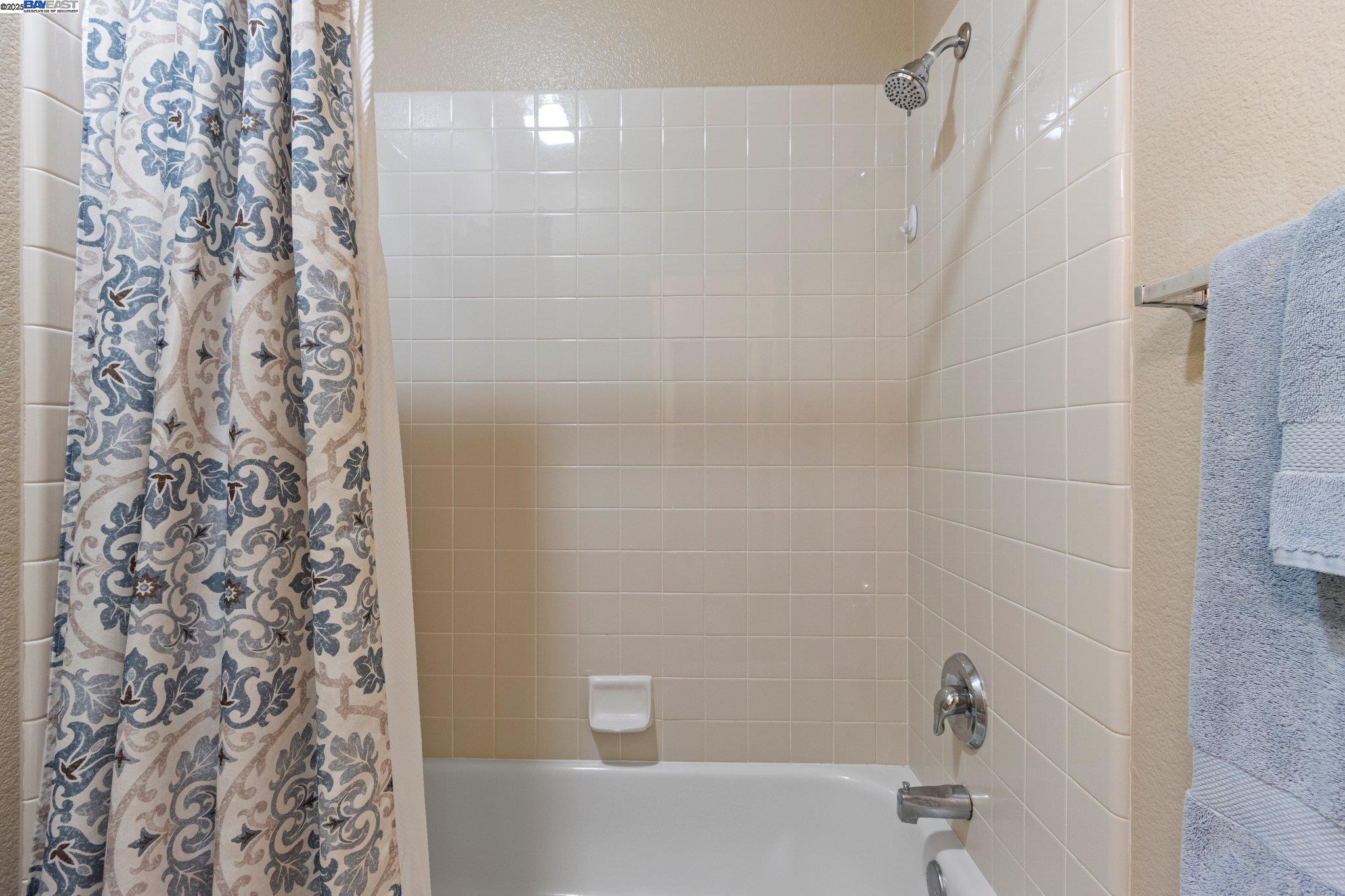 Detail Gallery Image 39 of 58 For 6454 Green Castle Cir, Discovery Bay,  CA 94505 - 4 Beds | 3/1 Baths