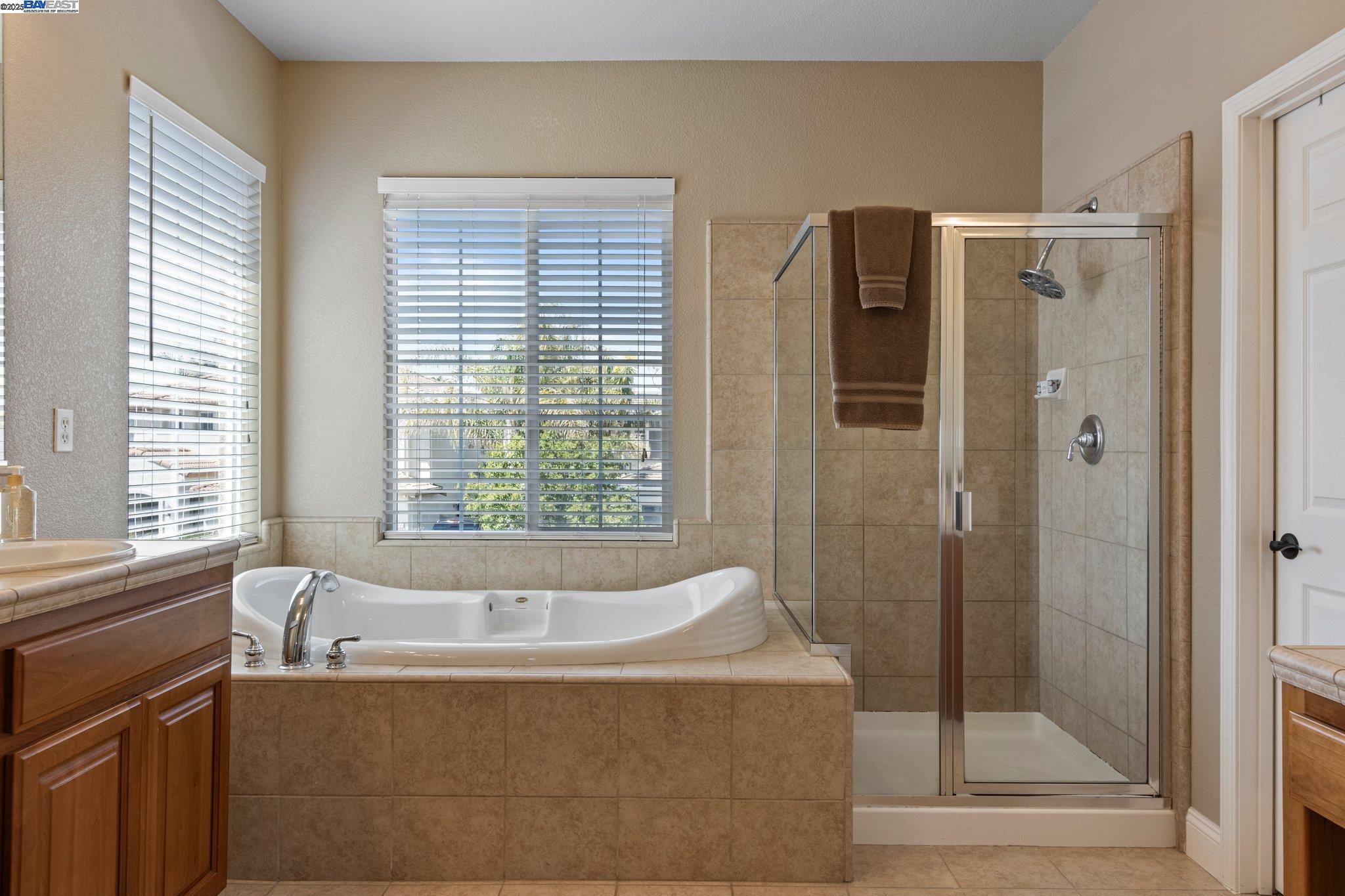 Detail Gallery Image 45 of 58 For 6454 Green Castle Cir, Discovery Bay,  CA 94505 - 4 Beds | 3/1 Baths