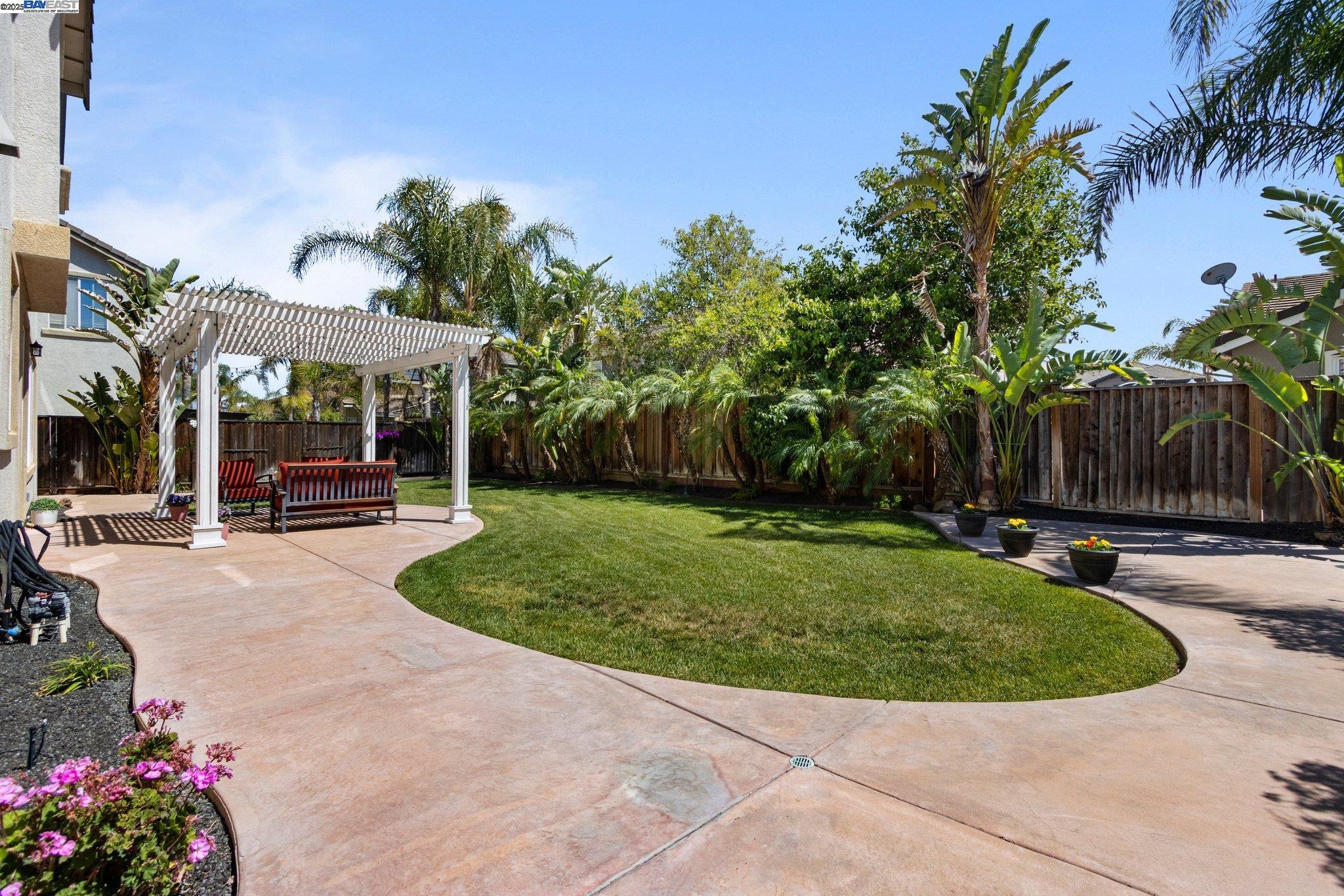 Detail Gallery Image 49 of 58 For 6454 Green Castle Cir, Discovery Bay,  CA 94505 - 4 Beds | 3/1 Baths