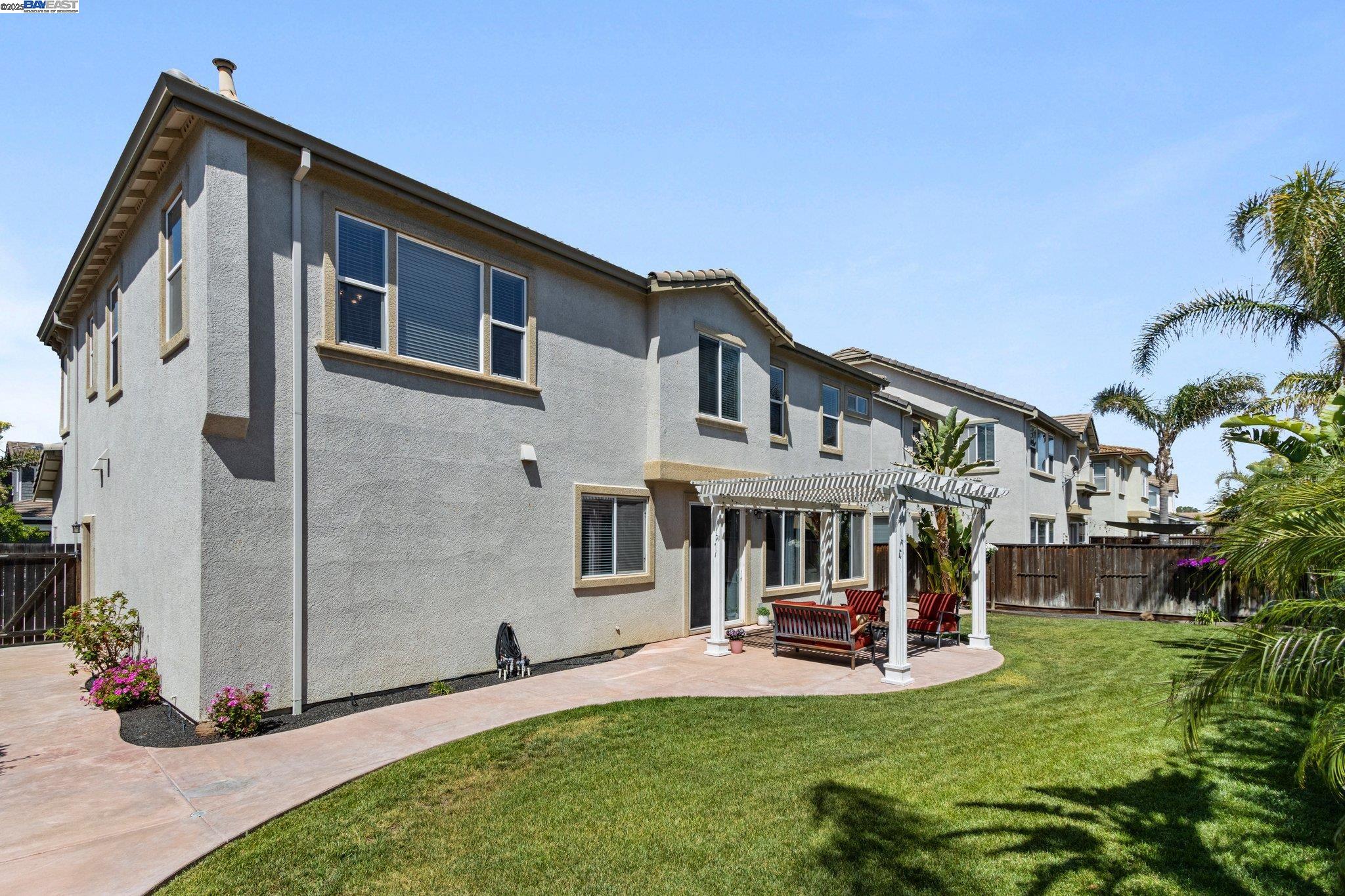 Detail Gallery Image 50 of 58 For 6454 Green Castle Cir, Discovery Bay,  CA 94505 - 4 Beds | 3/1 Baths