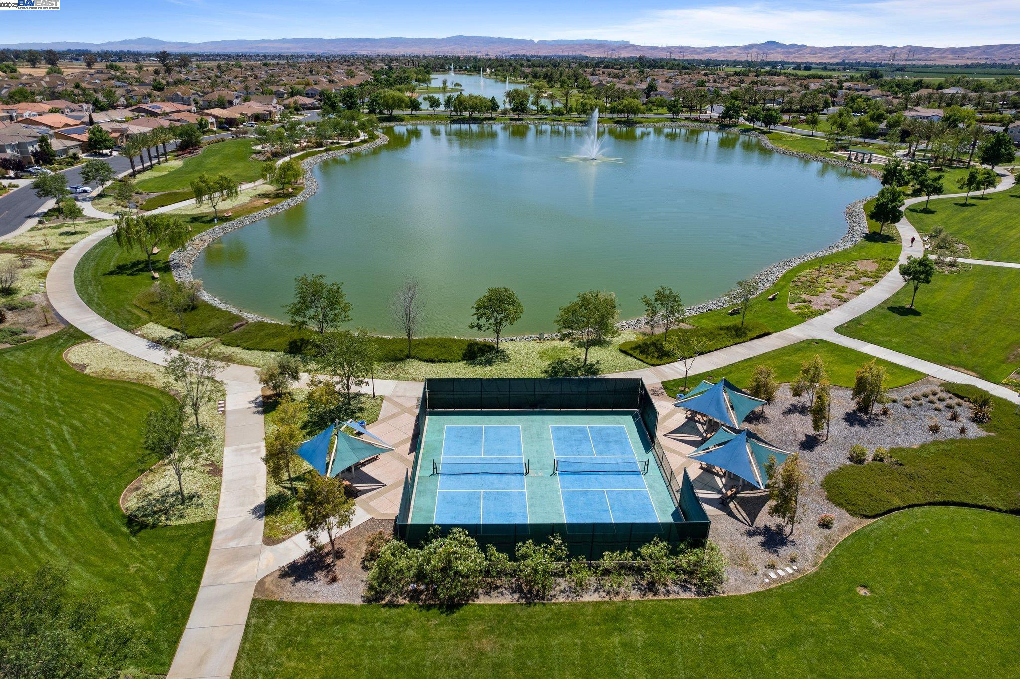 Detail Gallery Image 54 of 58 For 6454 Green Castle Cir, Discovery Bay,  CA 94505 - 4 Beds | 3/1 Baths