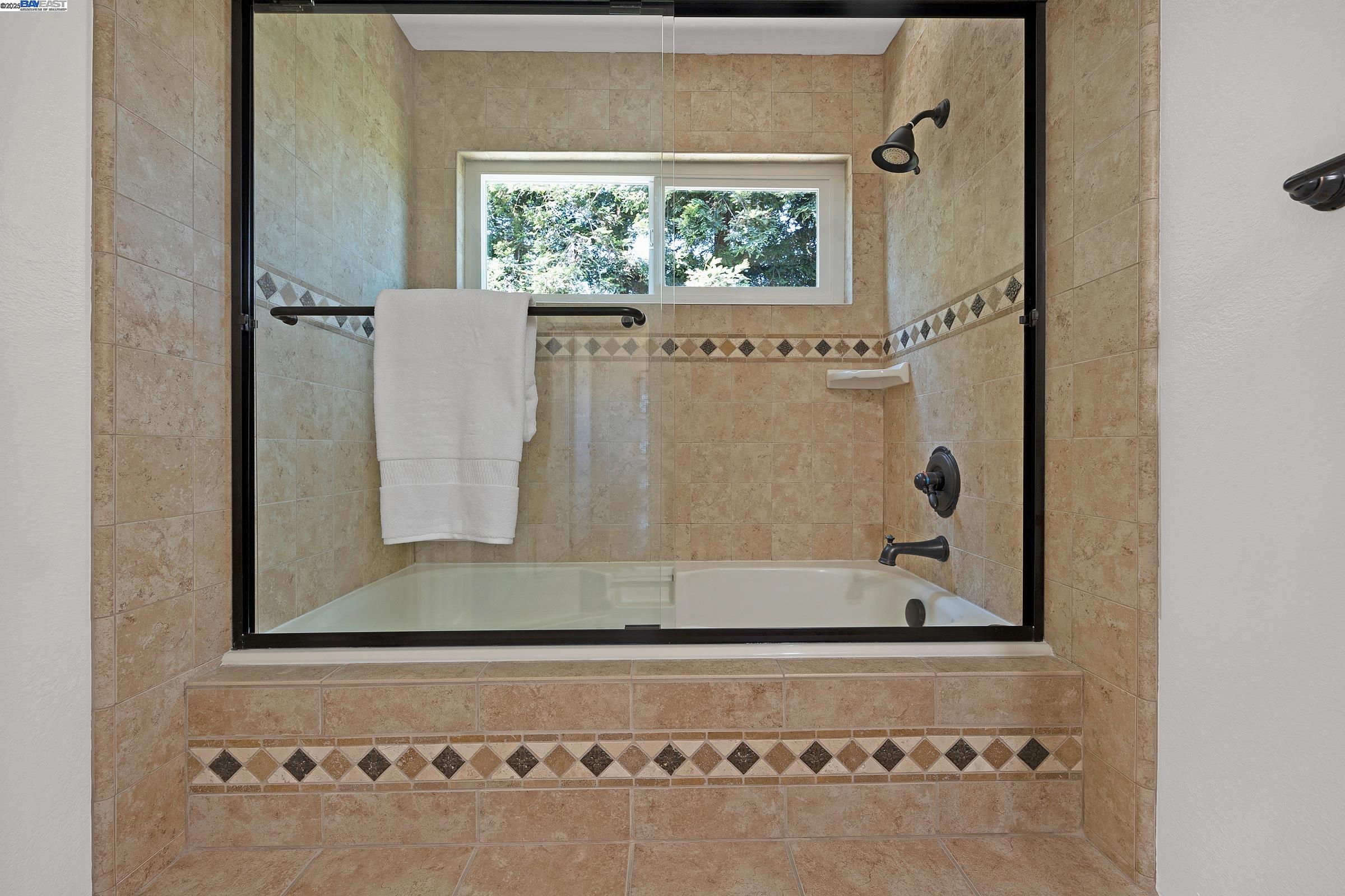 Detail Gallery Image 35 of 44 For 32540 Cottonwood St, Union City,  CA 94587 - 4 Beds | 3 Baths
