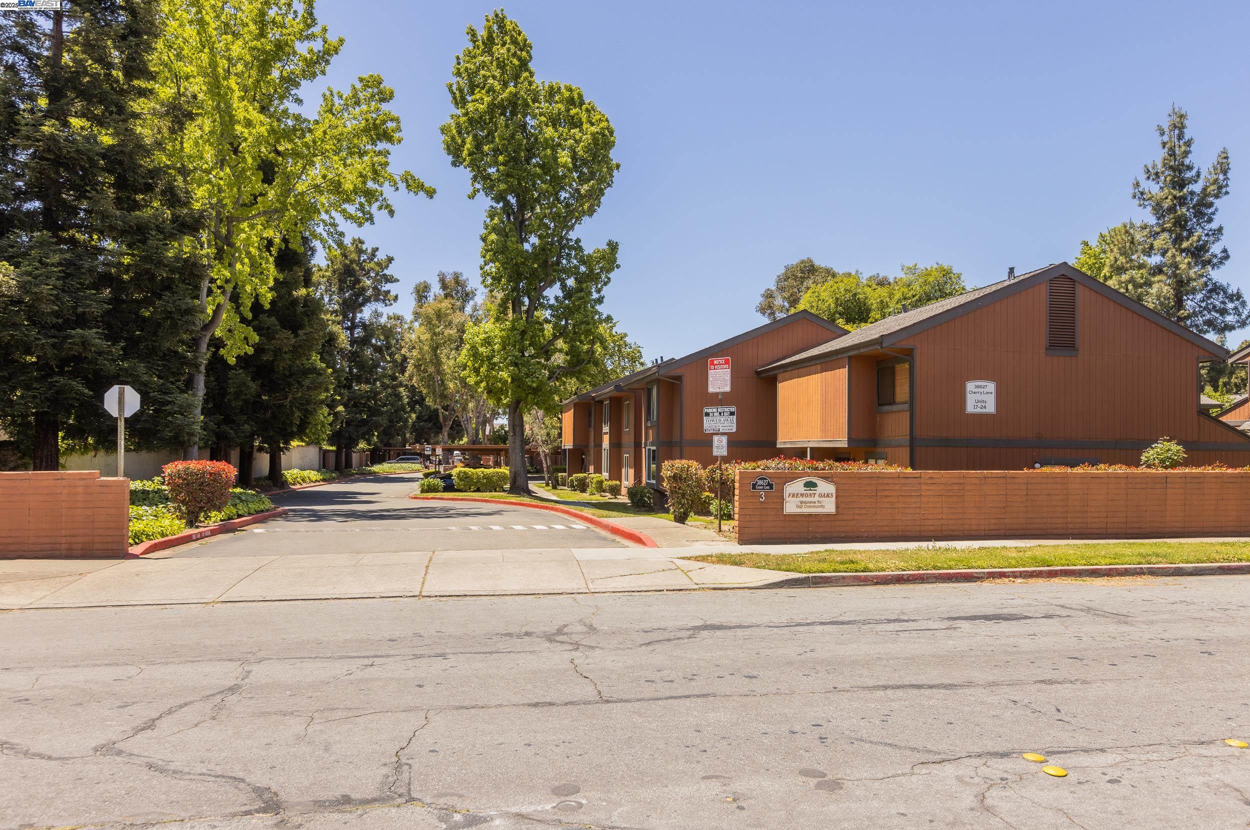 Photo #2: 41098476 Listing 