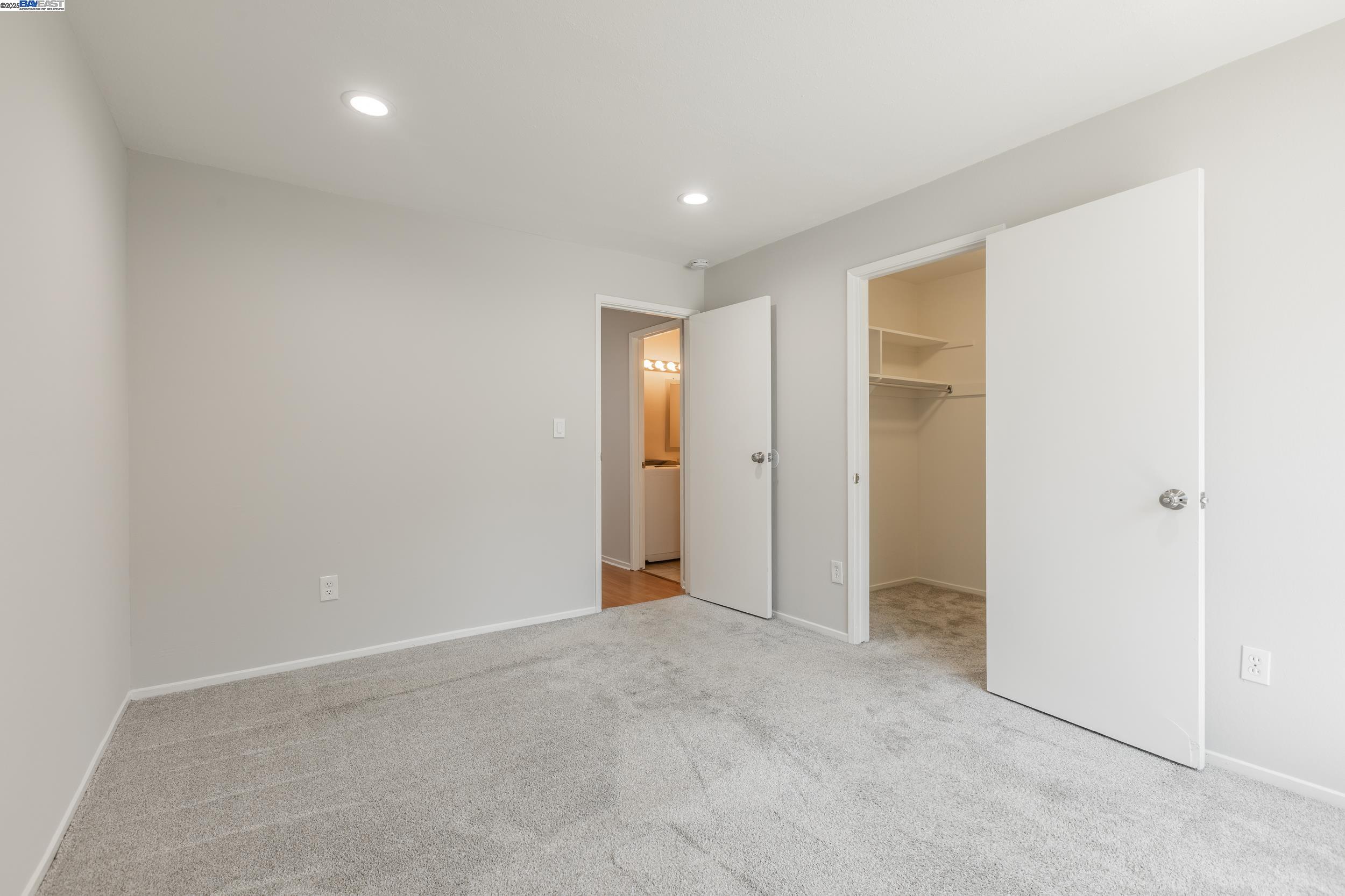 Photo #13: 41098476 Listing: Photo #13