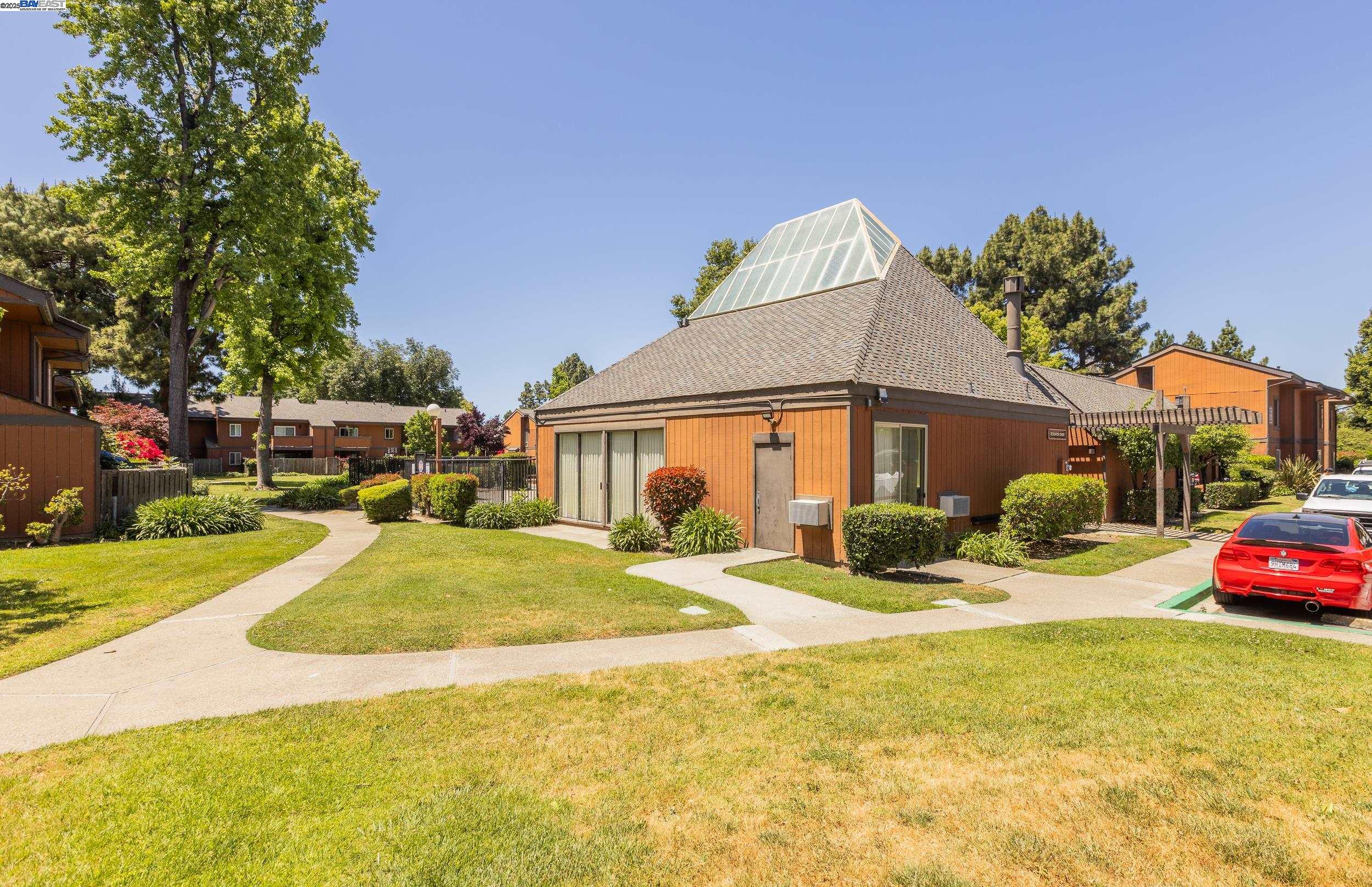 Photo #21: 41098476 Listing: Photo #21