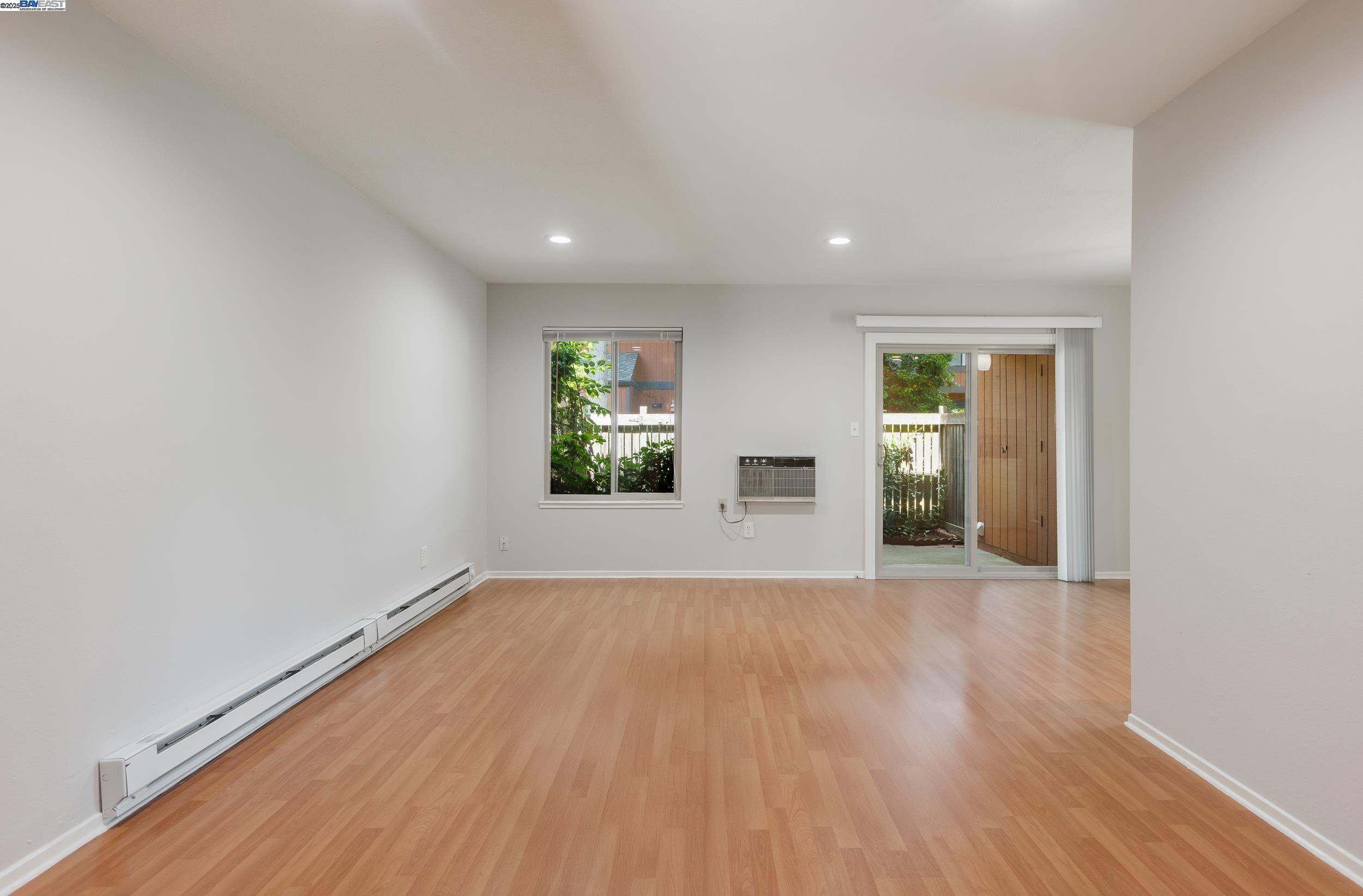 Photo #7: 41098476 Listing: Photo #7