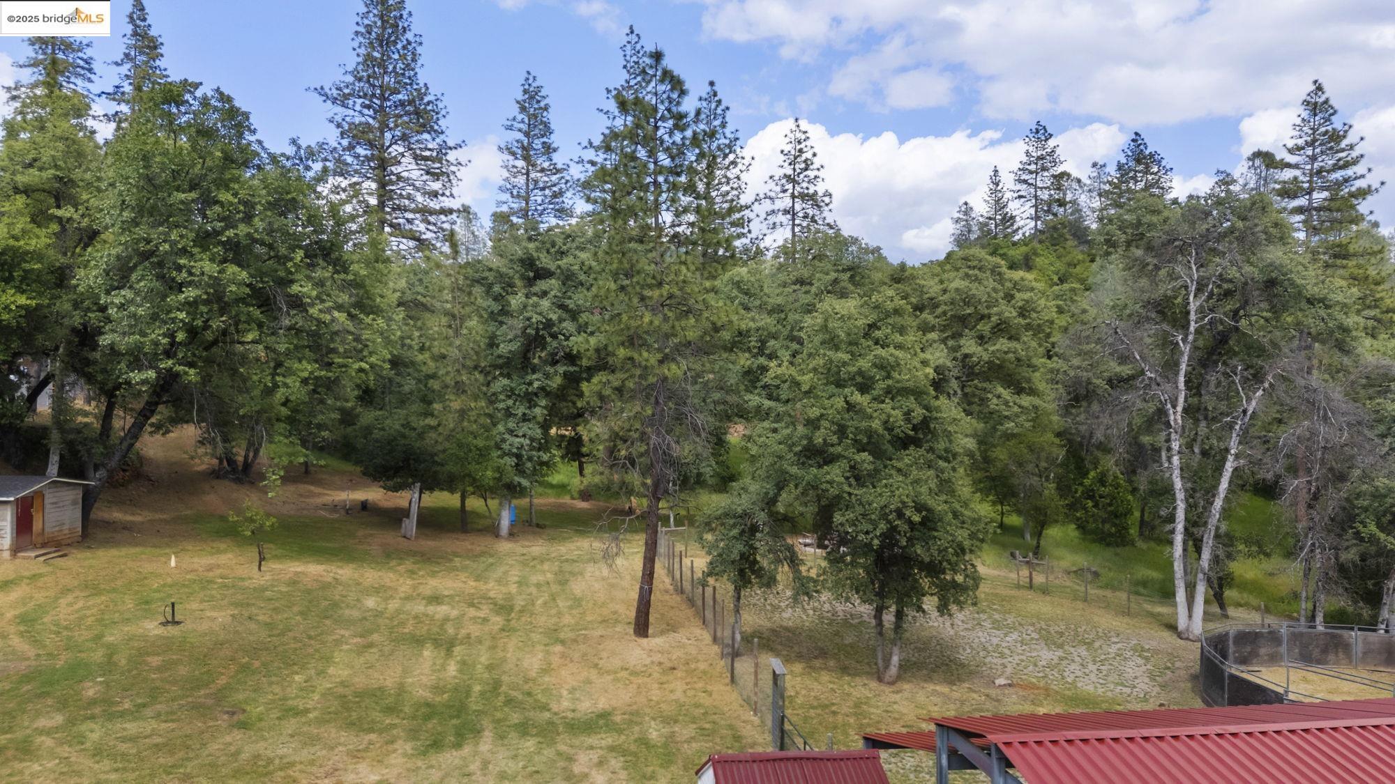 Detail Gallery Image 14 of 60 For 20638 Maranatha Rd, Tuolumne,  CA 95379 - 4 Beds | 3 Baths
