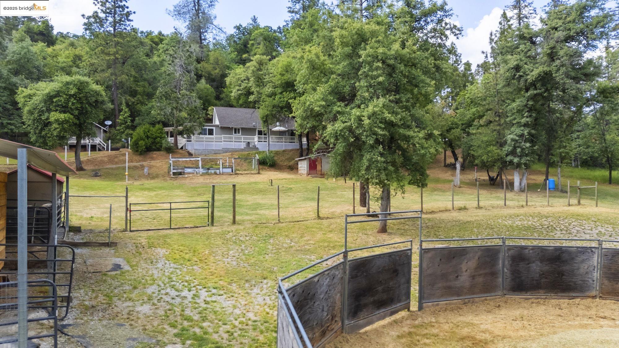 Detail Gallery Image 3 of 60 For 20638 Maranatha Rd, Tuolumne,  CA 95379 - 4 Beds | 3 Baths