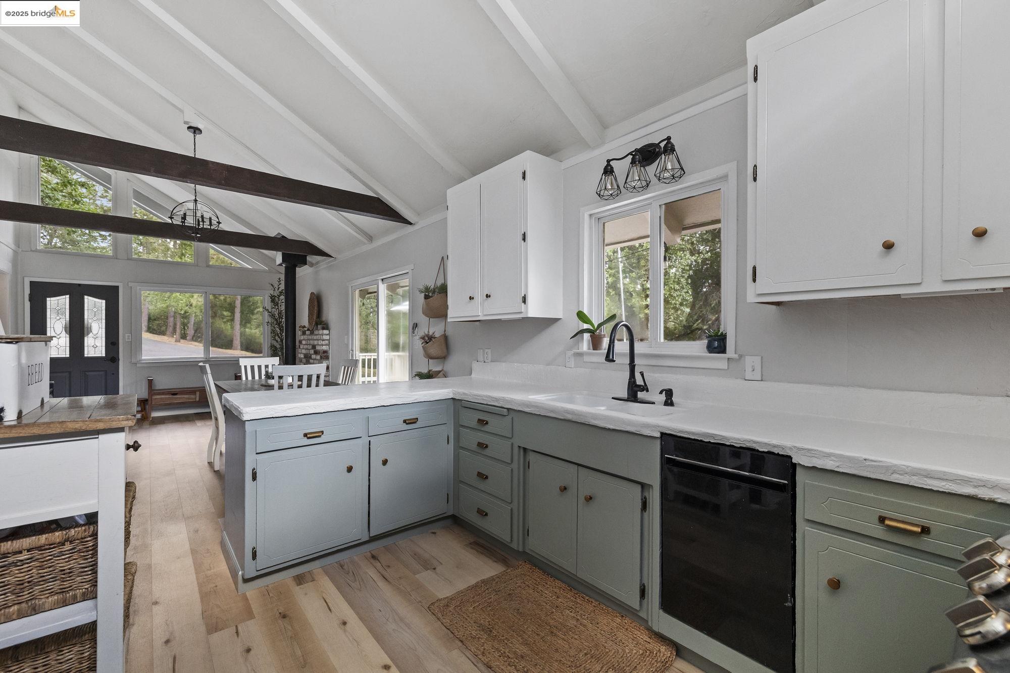 Detail Gallery Image 29 of 60 For 20638 Maranatha Rd, Tuolumne,  CA 95379 - 4 Beds | 3 Baths