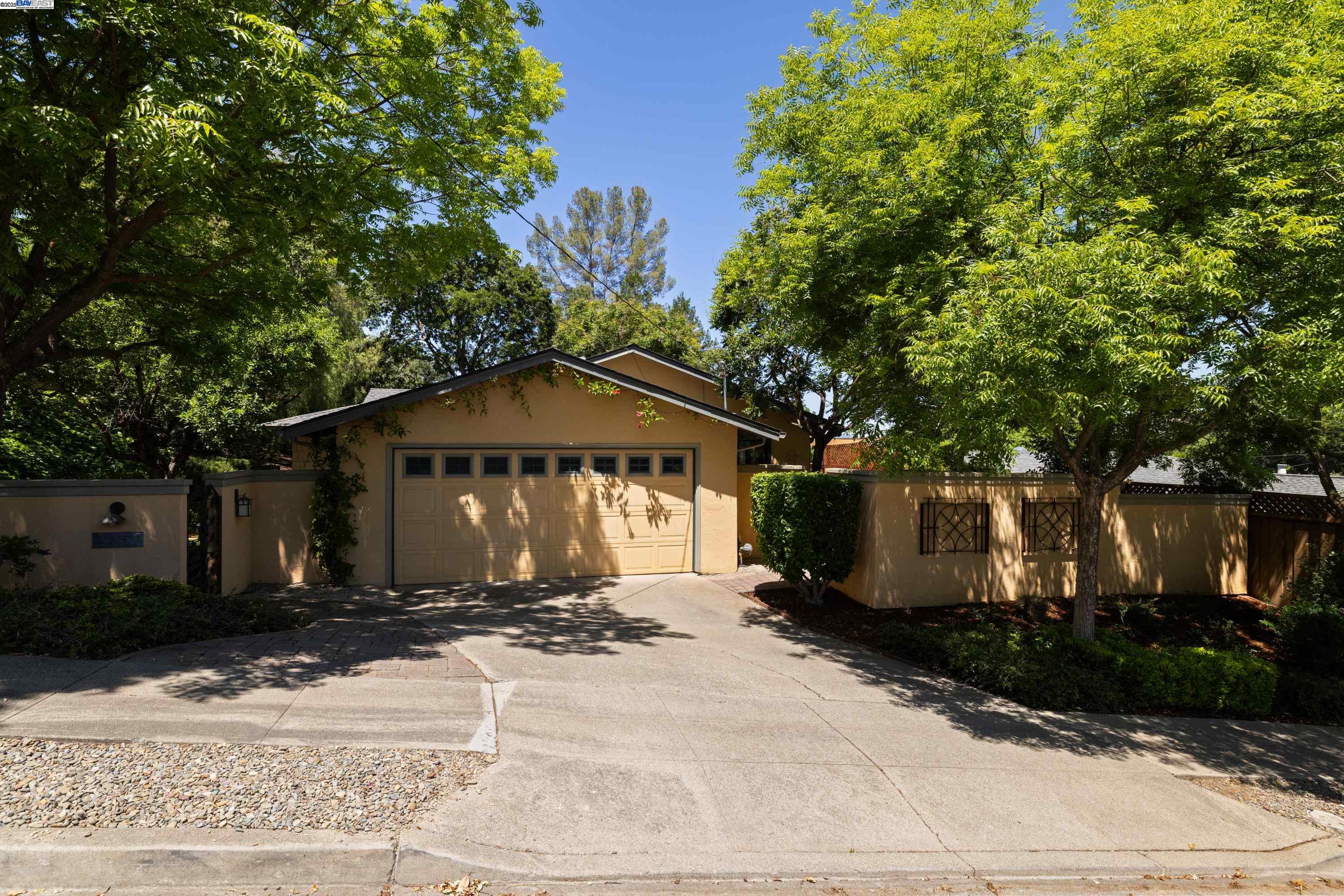 Detail Gallery Image 1 of 46 For 4457 Linda Way, Pleasanton,  CA 94566 - 3 Beds | 2 Baths