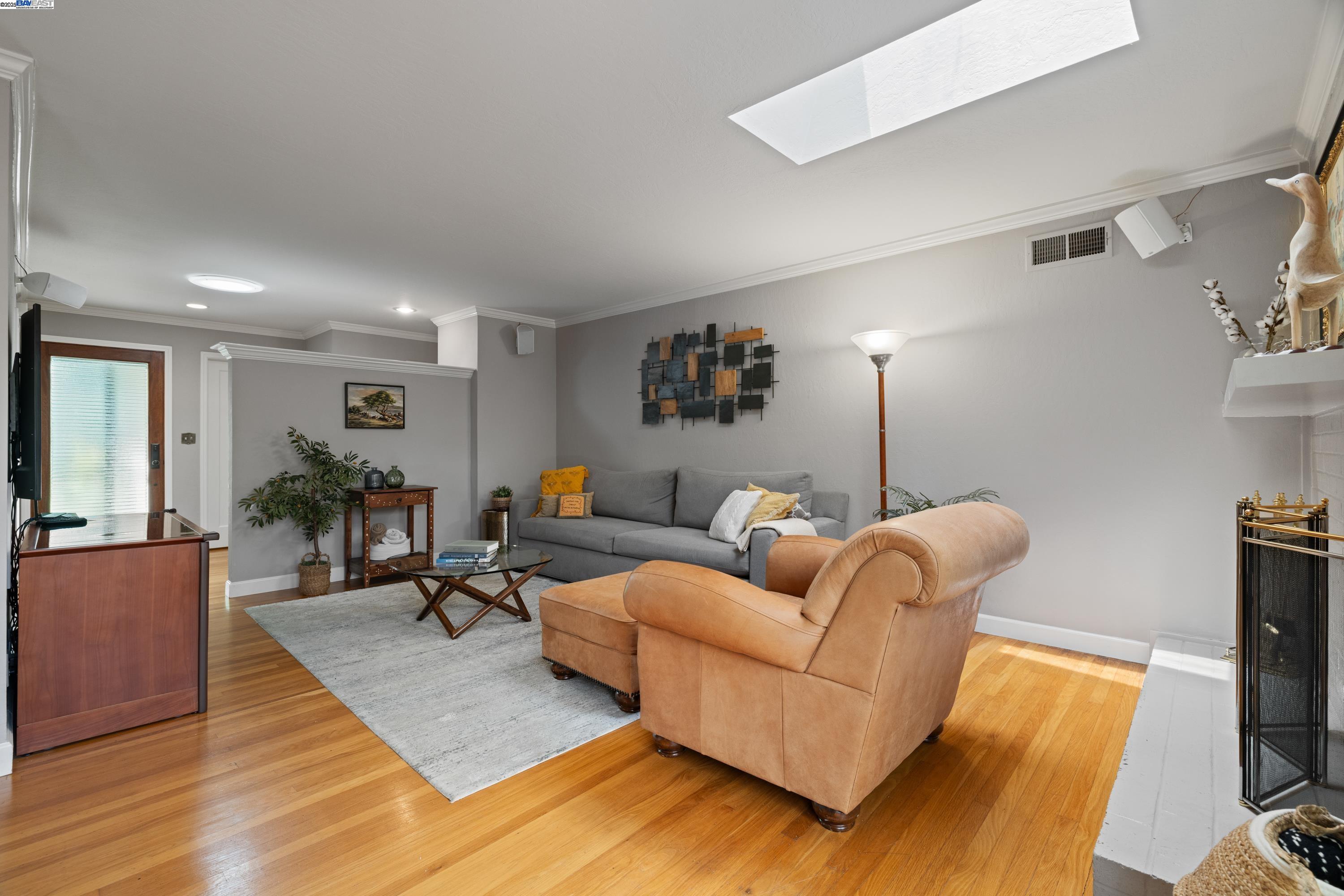 Detail Gallery Image 14 of 46 For 4457 Linda Way, Pleasanton,  CA 94566 - 3 Beds | 2 Baths
