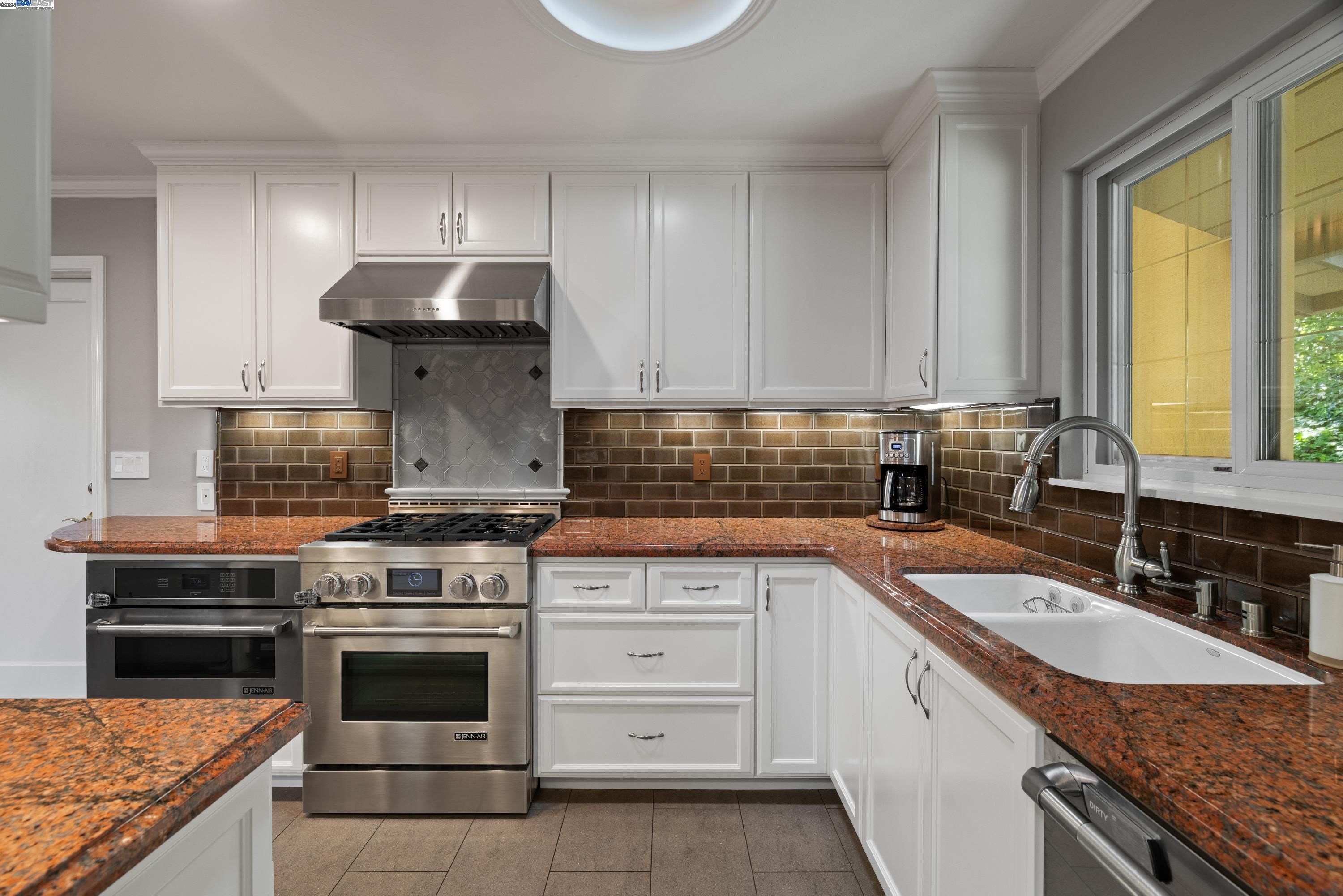 Detail Gallery Image 18 of 46 For 4457 Linda Way, Pleasanton,  CA 94566 - 3 Beds | 2 Baths