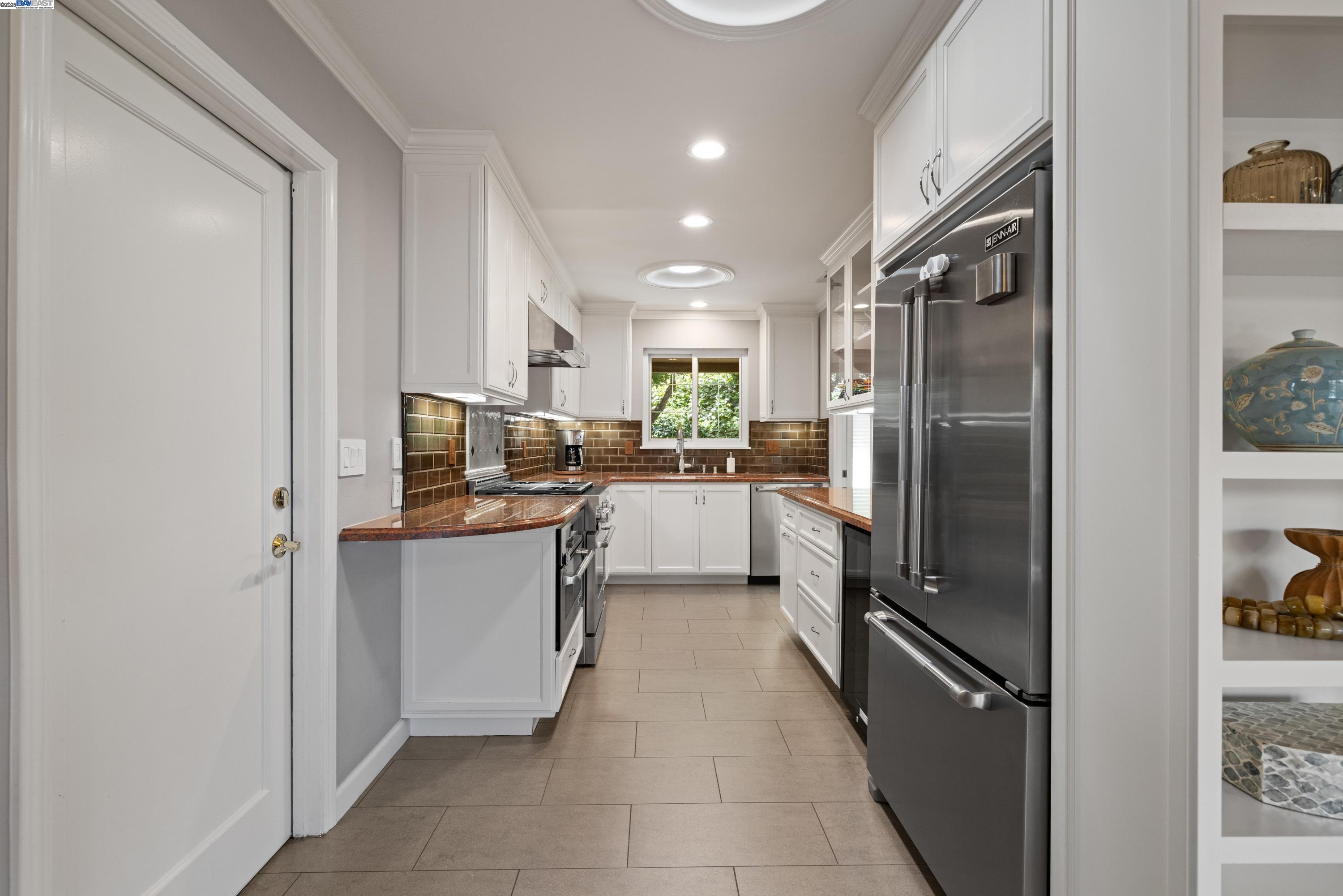 Detail Gallery Image 20 of 46 For 4457 Linda Way, Pleasanton,  CA 94566 - 3 Beds | 2 Baths