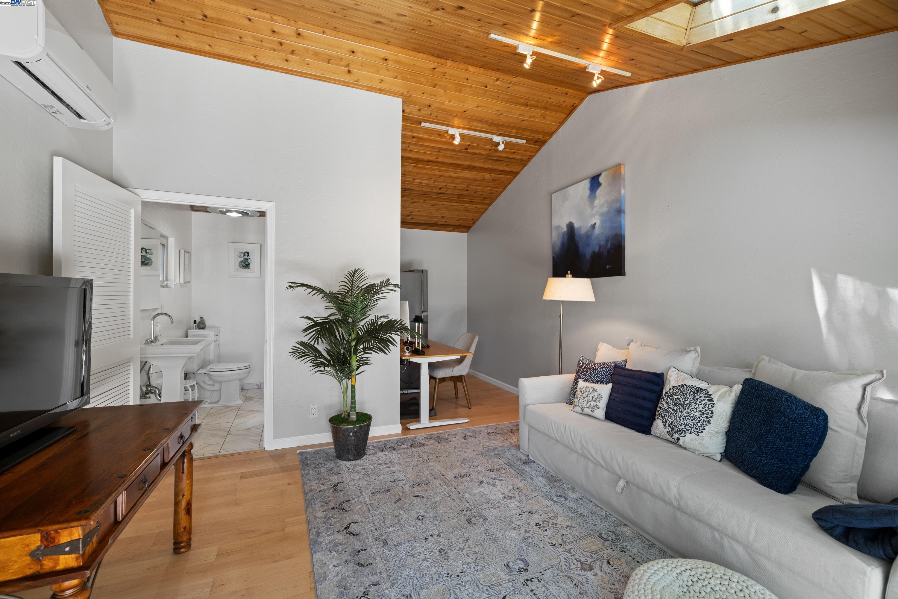 Detail Gallery Image 36 of 46 For 4457 Linda Way, Pleasanton,  CA 94566 - 3 Beds | 2 Baths