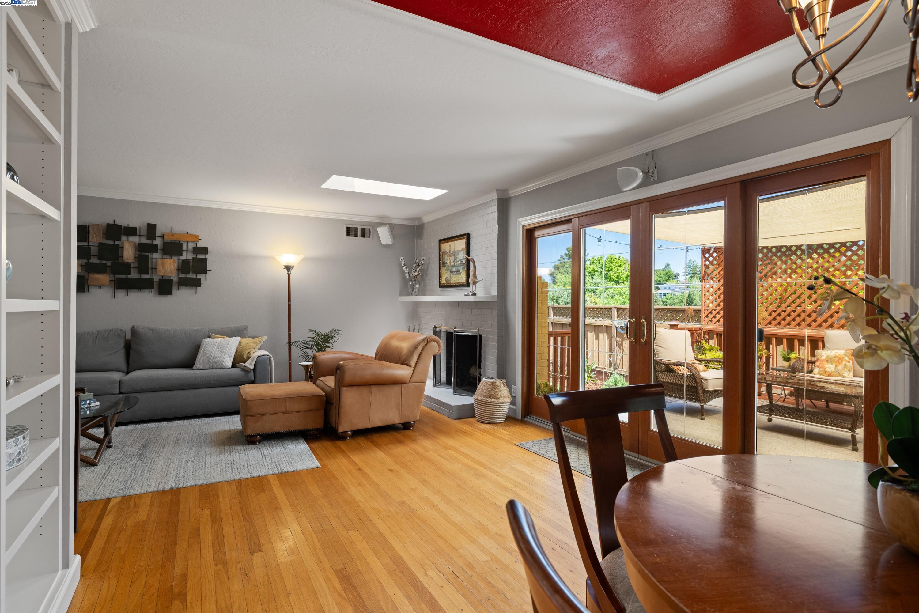 Detail Gallery Image 10 of 46 For 4457 Linda Way, Pleasanton,  CA 94566 - 3 Beds | 2 Baths