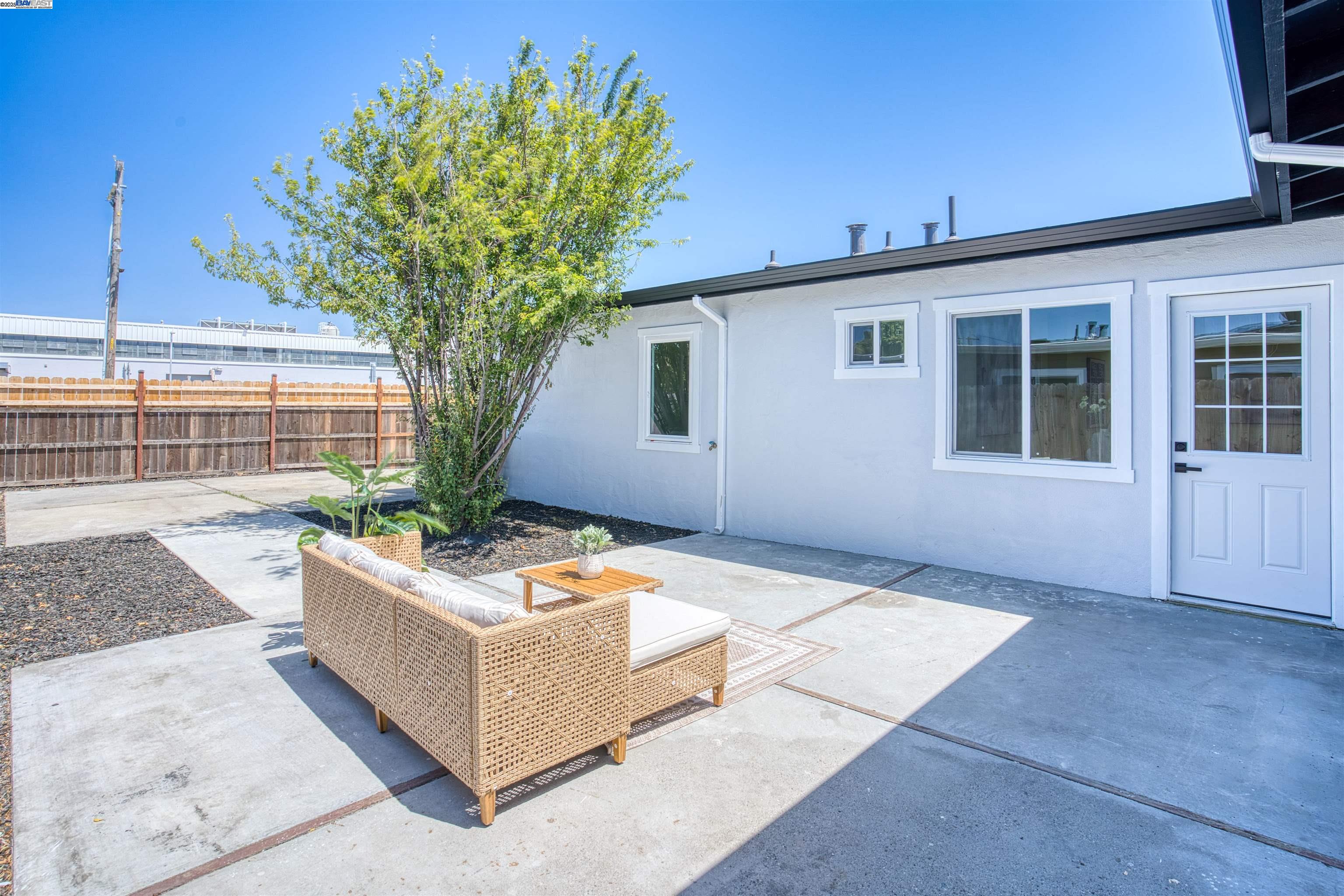 Detail Gallery Image 44 of 57 For 2258 Sitka St, San Leandro,  CA 94577 - 3 Beds | 2 Baths