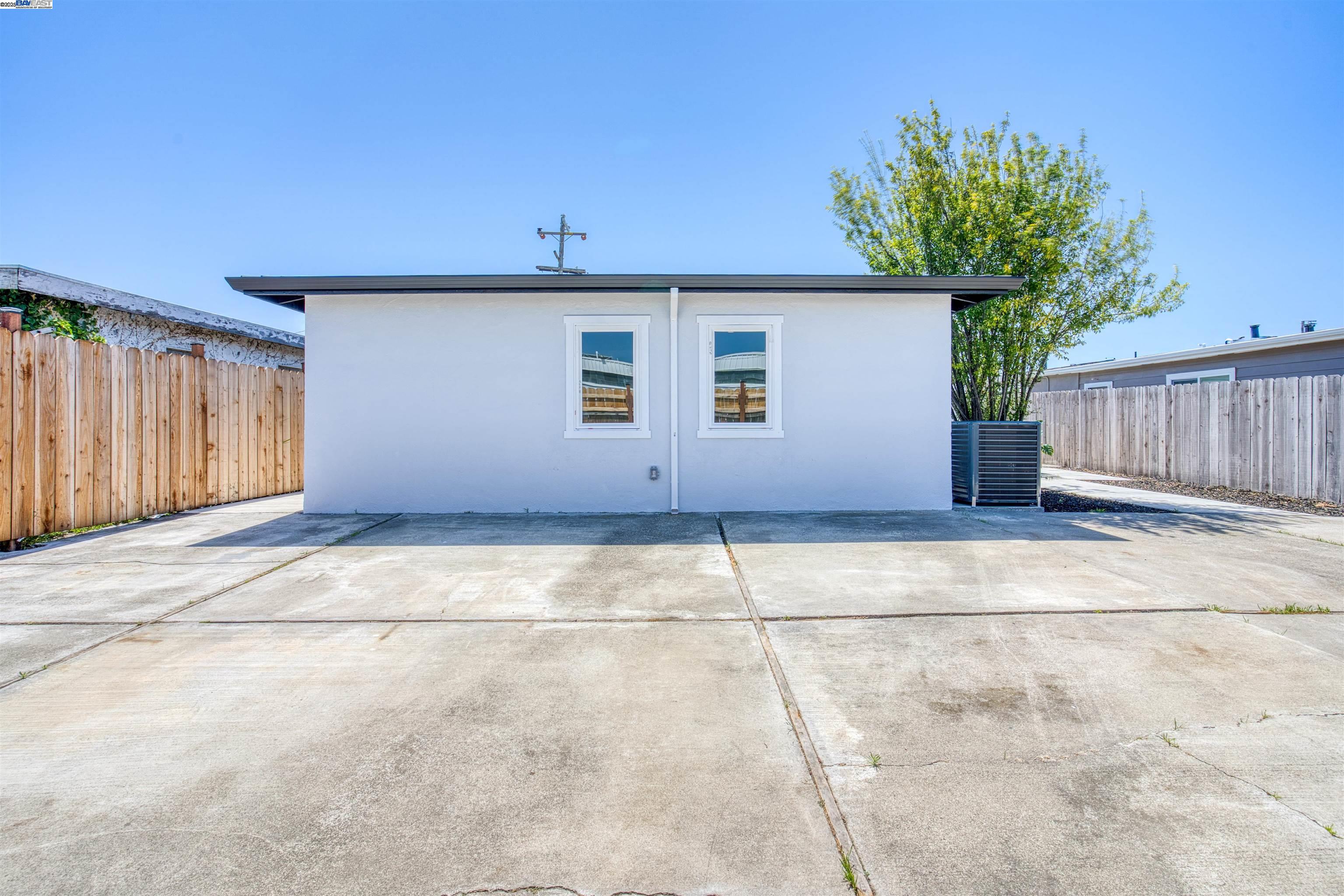 Detail Gallery Image 50 of 57 For 2258 Sitka St, San Leandro,  CA 94577 - 3 Beds | 2 Baths
