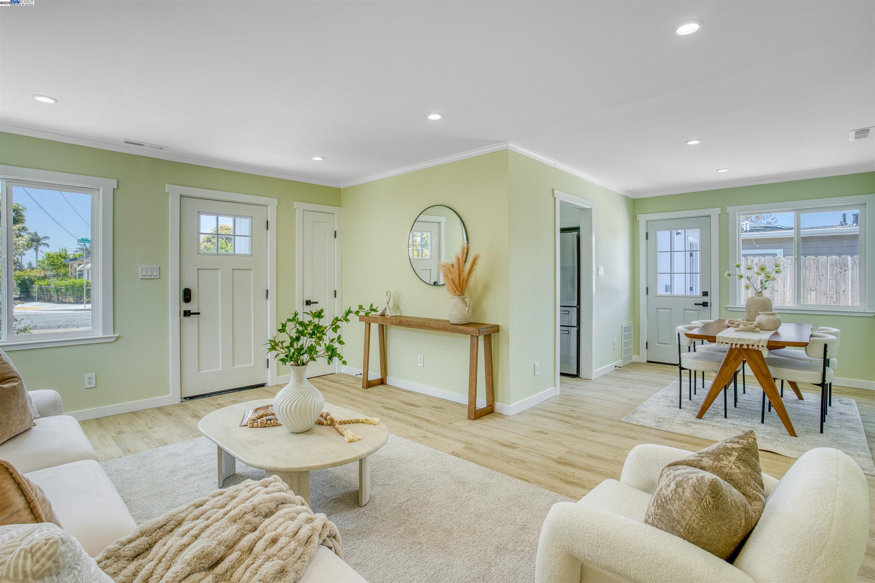 Detail Gallery Image 6 of 57 For 2258 Sitka St, San Leandro,  CA 94577 - 3 Beds | 2 Baths
