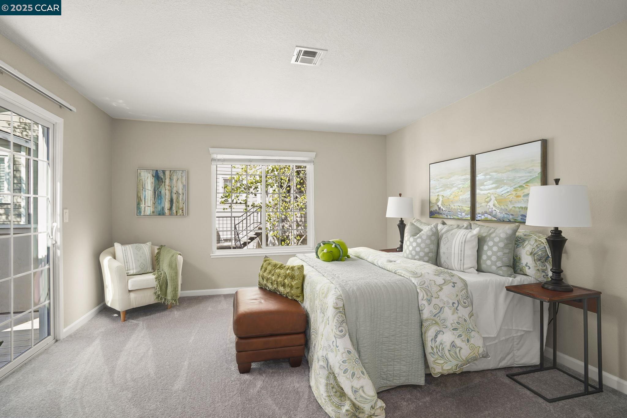 Detail Gallery Image 14 of 29 For 485 Canyon Oaks Dr #J,  Oakland,  CA 94605 - 2 Beds | 2/1 Baths