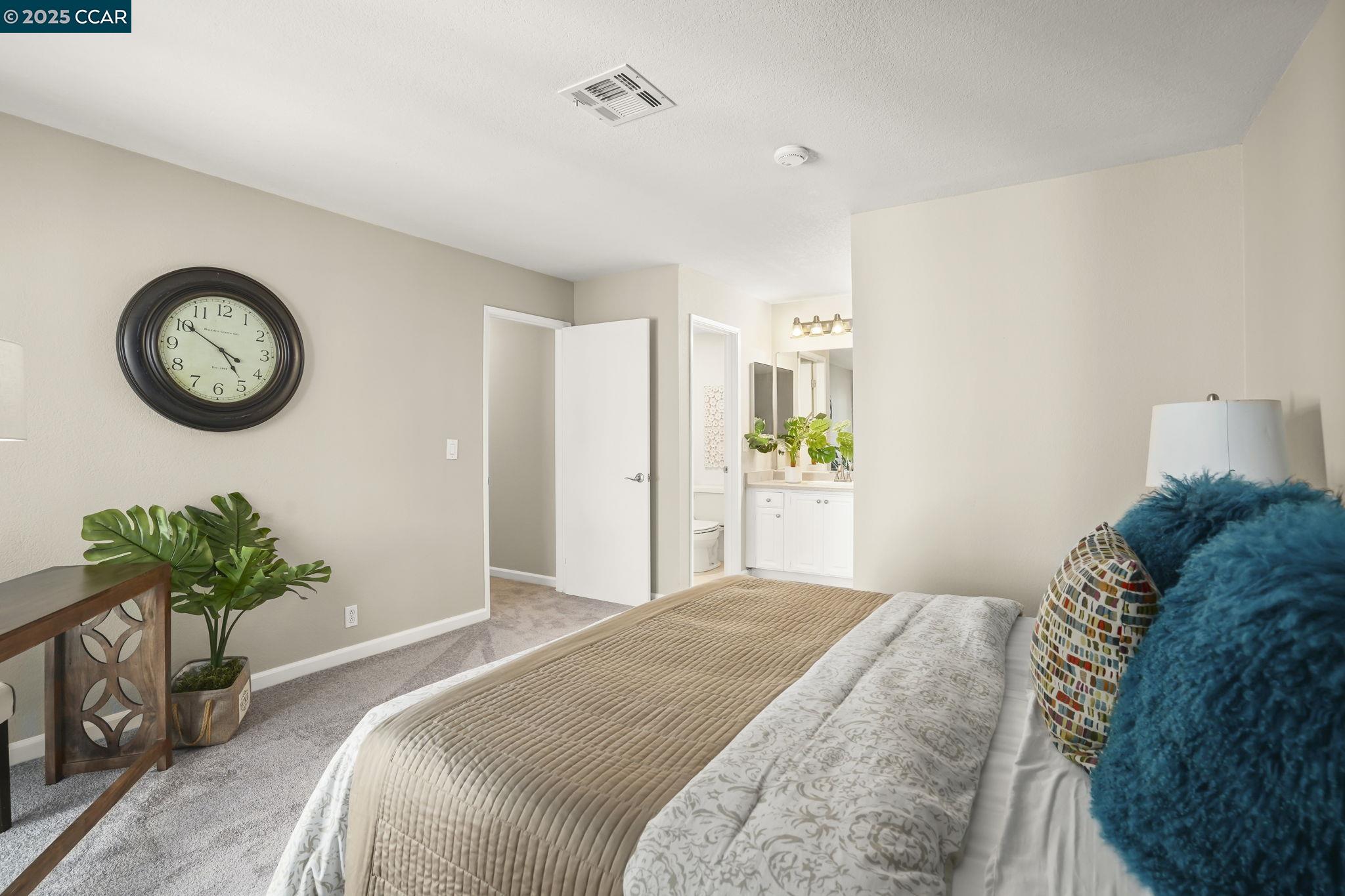Detail Gallery Image 25 of 29 For 485 Canyon Oaks Dr #J,  Oakland,  CA 94605 - 2 Beds | 2/1 Baths
