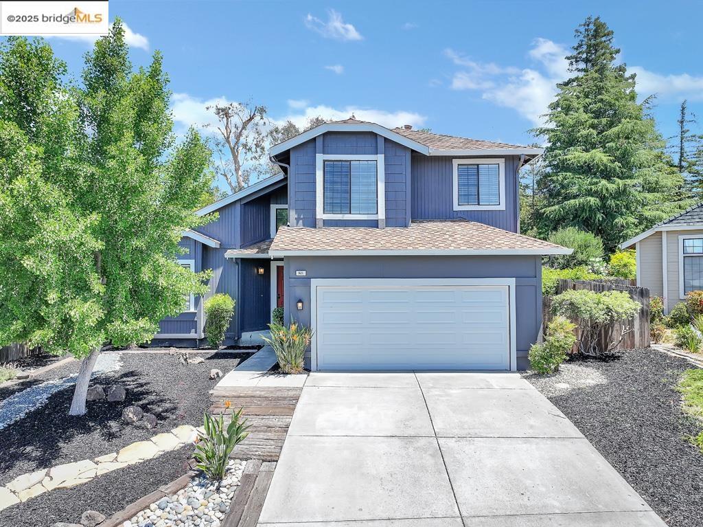 Detail Gallery Image 1 of 35 For 921 Clay Ct, Antioch,  CA 94509 - 4 Beds | 2/1 Baths