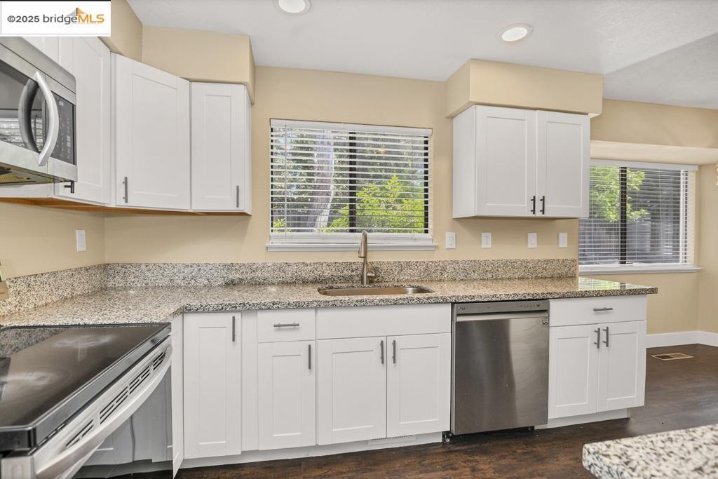 Detail Gallery Image 19 of 35 For 921 Clay Ct, Antioch,  CA 94509 - 4 Beds | 2/1 Baths