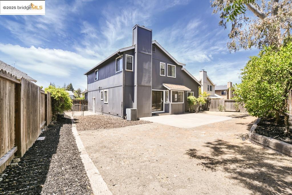Detail Gallery Image 34 of 35 For 921 Clay Ct, Antioch,  CA 94509 - 4 Beds | 2/1 Baths