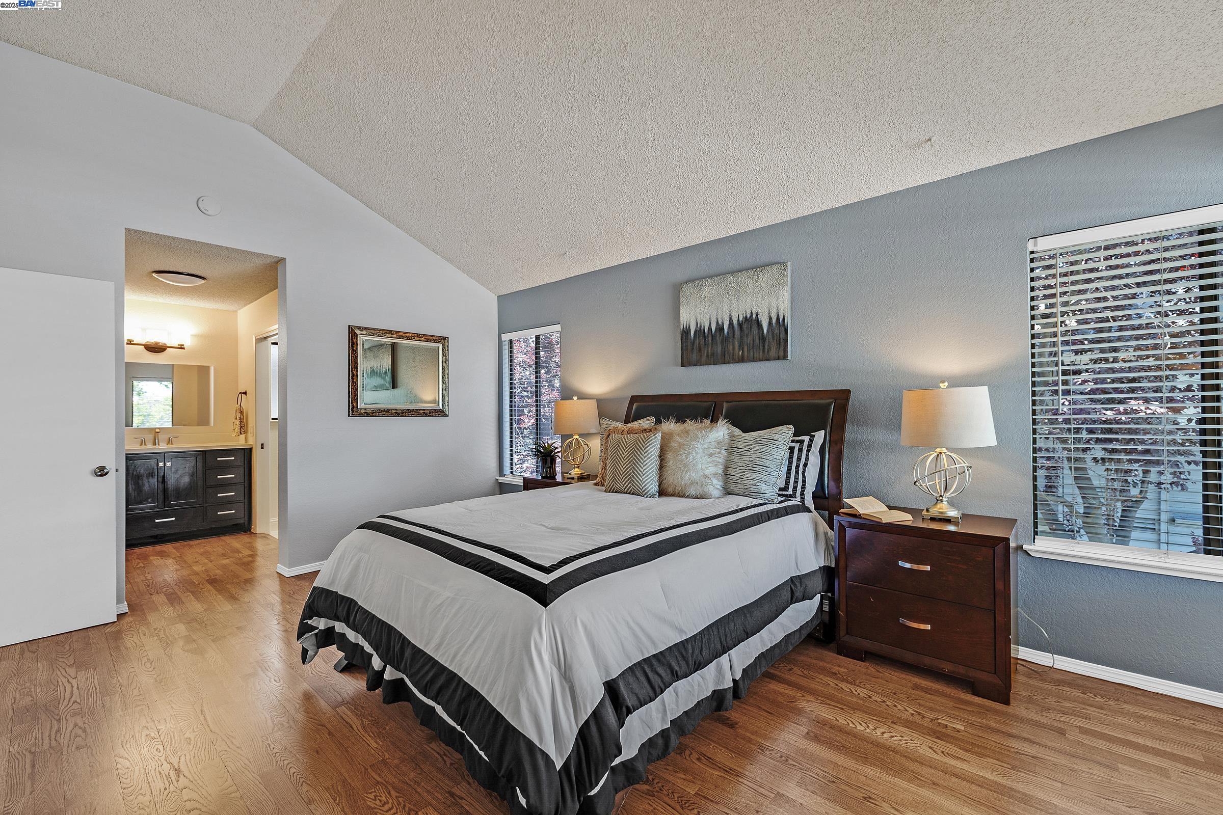 Detail Gallery Image 15 of 35 For 6488 Buena Vista Dr #B,  Newark,  CA 94560 - 2 Beds | 2 Baths