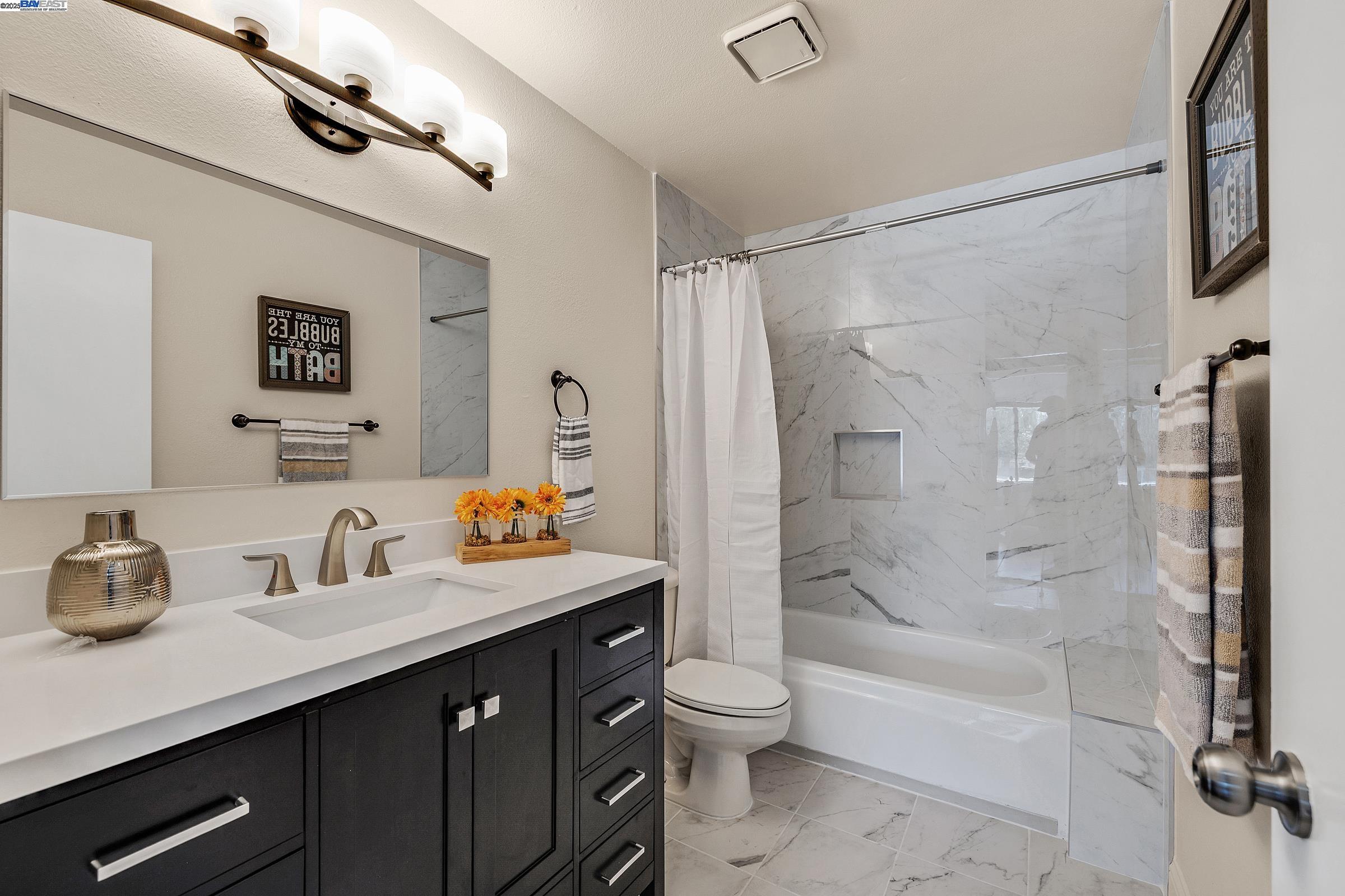 Detail Gallery Image 26 of 35 For 6488 Buena Vista Dr #B,  Newark,  CA 94560 - 2 Beds | 2 Baths