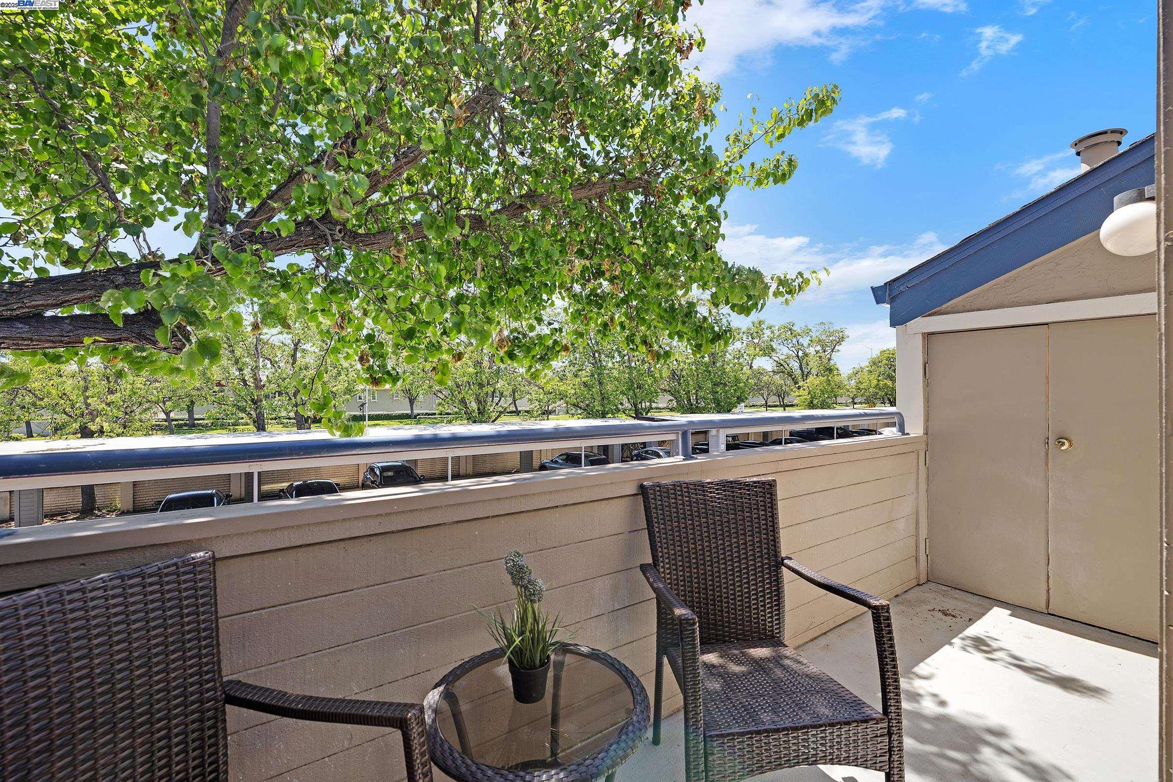Detail Gallery Image 28 of 35 For 6488 Buena Vista Dr #B,  Newark,  CA 94560 - 2 Beds | 2 Baths