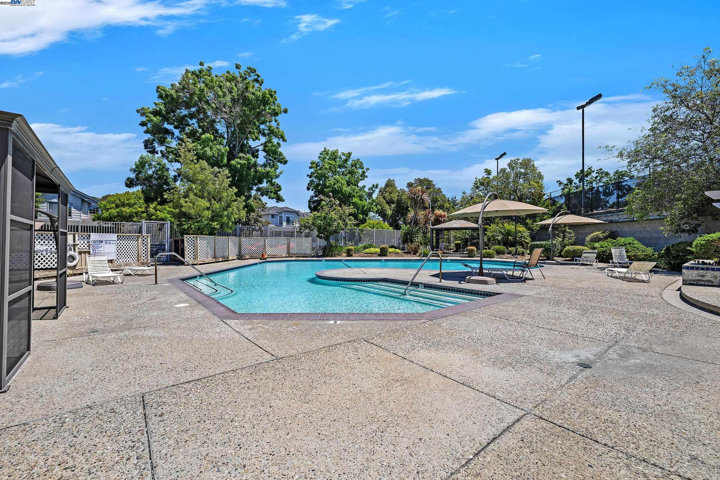 Detail Gallery Image 30 of 35 For 6488 Buena Vista Dr #B,  Newark,  CA 94560 - 2 Beds | 2 Baths