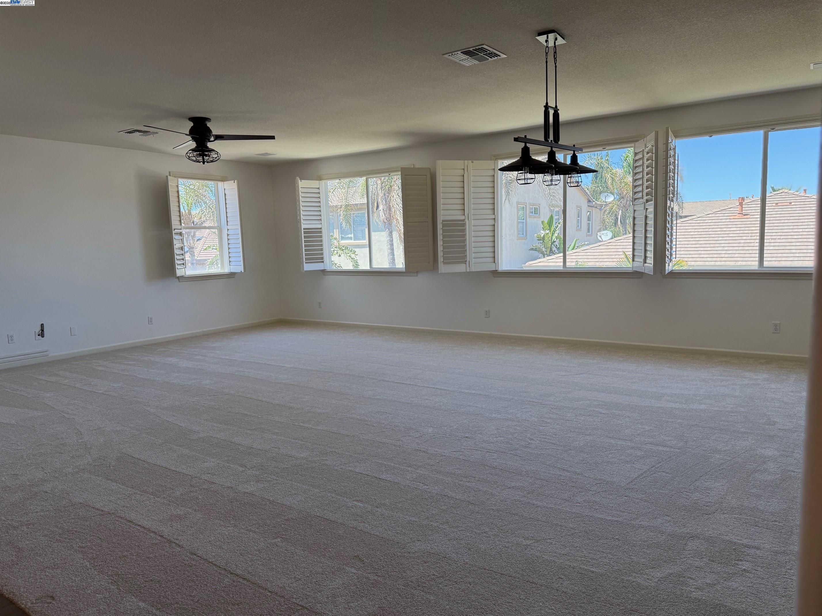 Detail Gallery Image 18 of 25 For 5618 Arcadia Cir, Discovery Bay,  CA 94505 - 6 Beds | 4/1 Baths