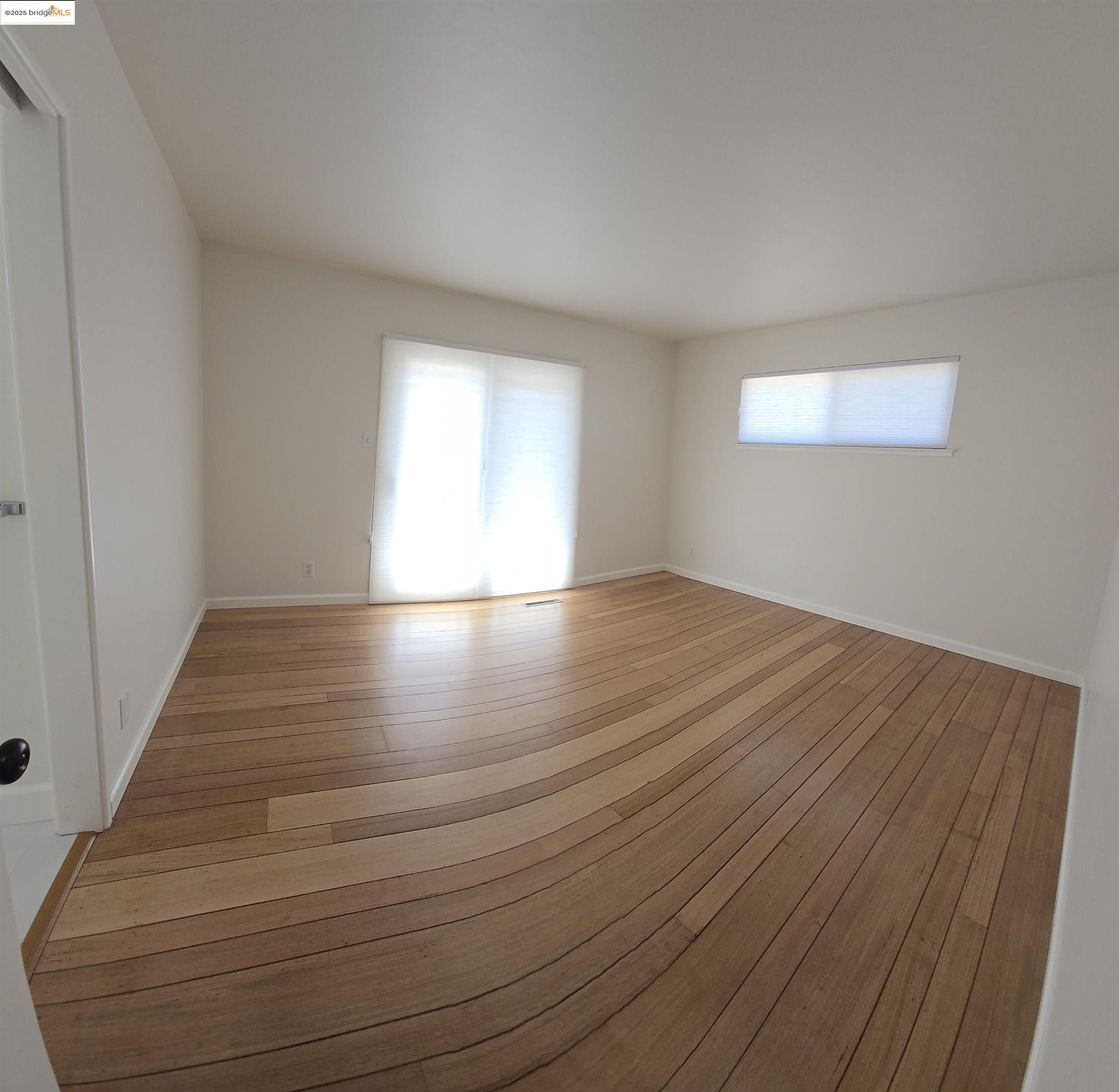 Detail Gallery Image 17 of 28 For 2 Rae Ct, Orinda,  CA 94563 - 4 Beds | 2 Baths