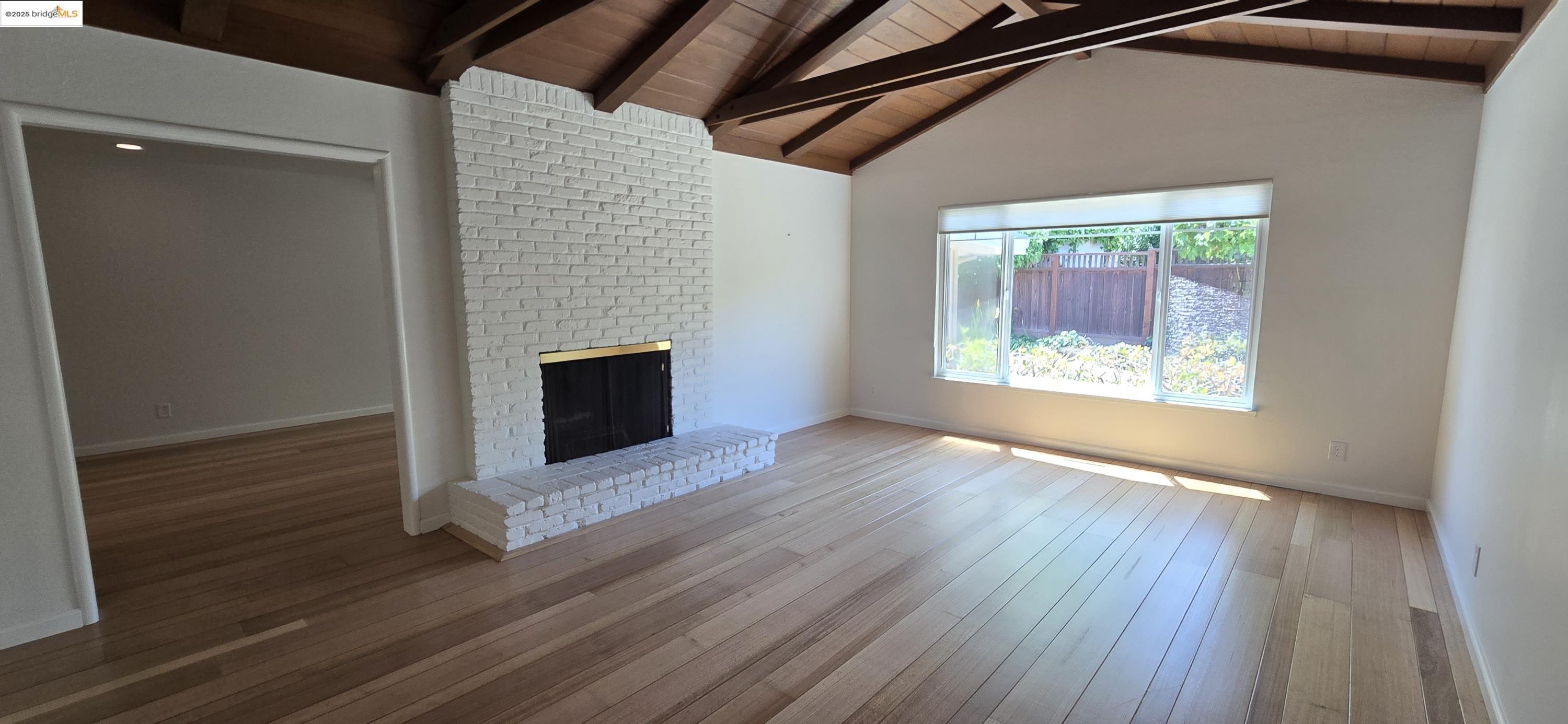 Detail Gallery Image 5 of 28 For 2 Rae Ct, Orinda,  CA 94563 - 4 Beds | 2 Baths