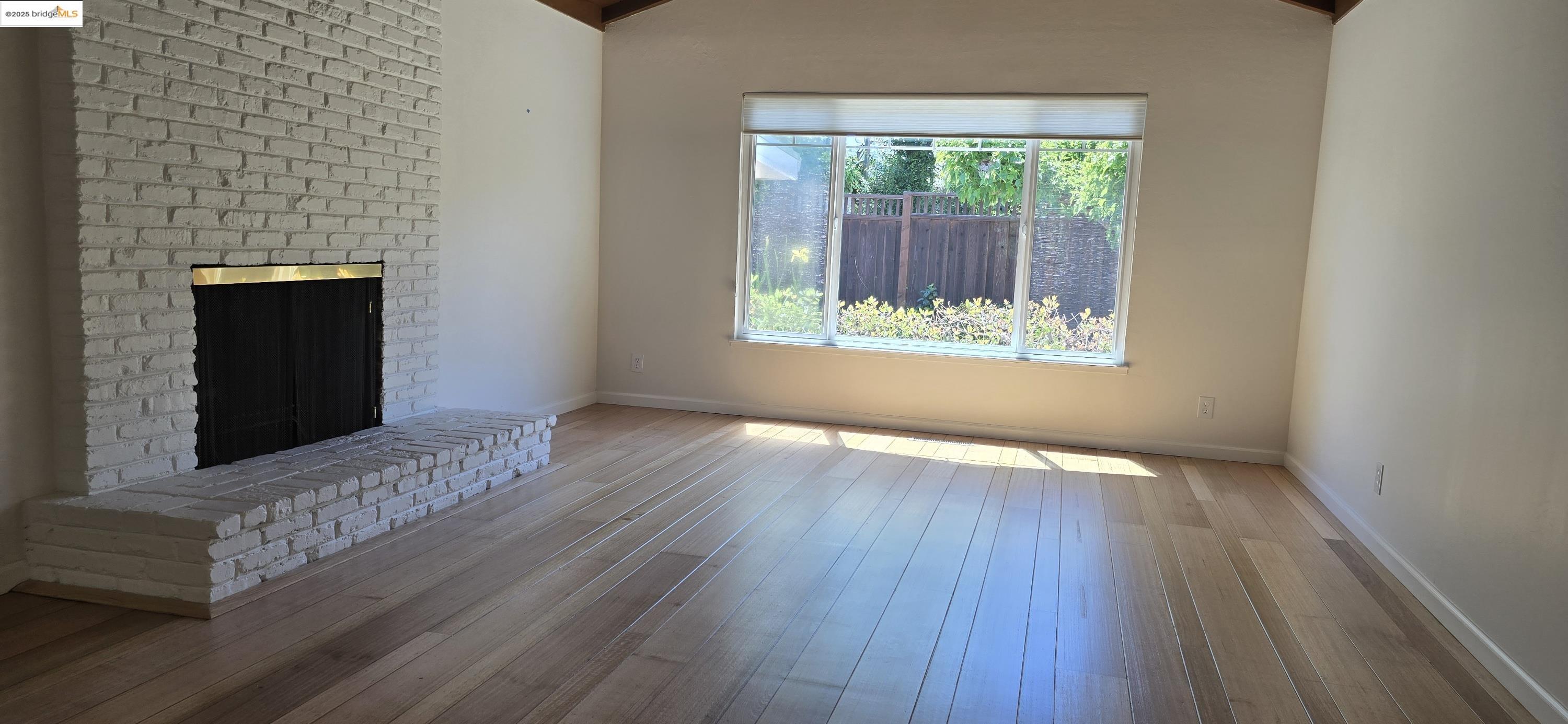 Detail Gallery Image 6 of 28 For 2 Rae Ct, Orinda,  CA 94563 - 4 Beds | 2 Baths