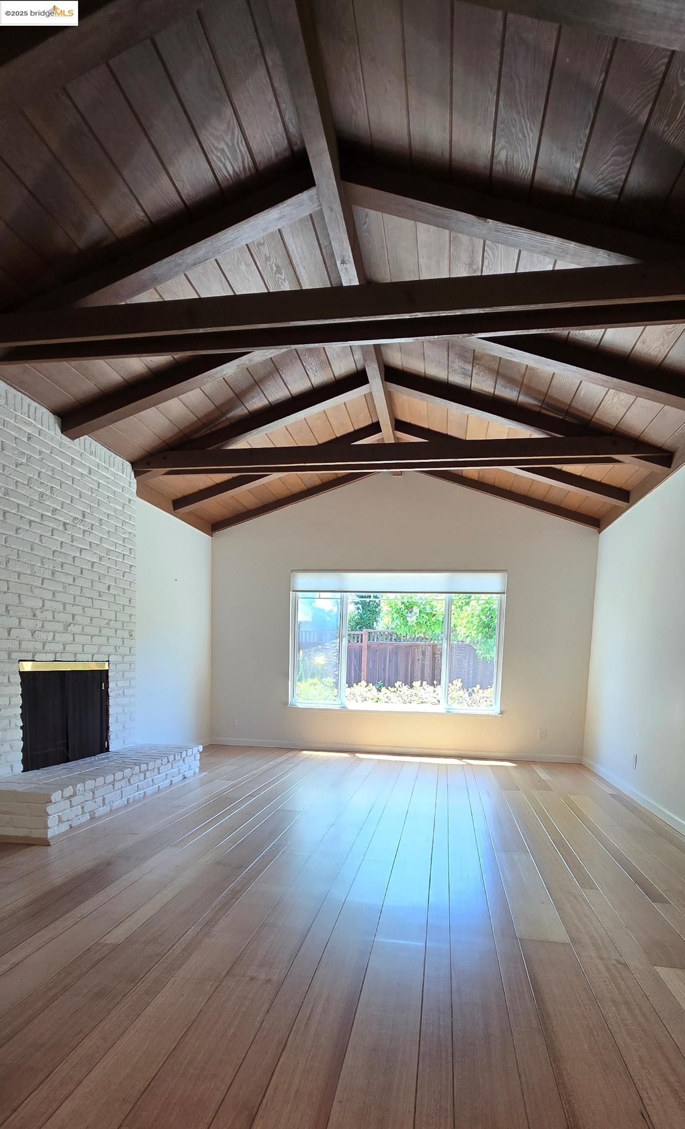 Detail Gallery Image 7 of 28 For 2 Rae Ct, Orinda,  CA 94563 - 4 Beds | 2 Baths