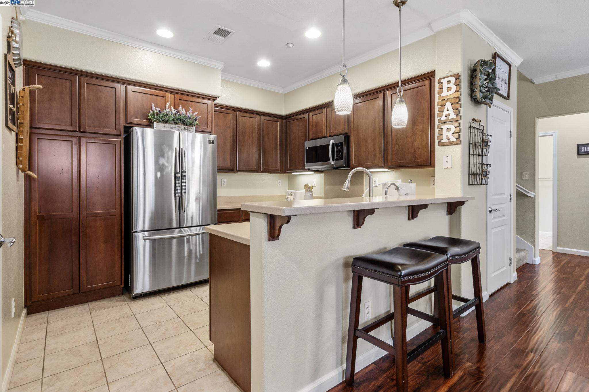 Detail Gallery Image 14 of 52 For 161 W Luna Loca Ln, Mountain House,  CA 95391 - 3 Beds | 3 Baths