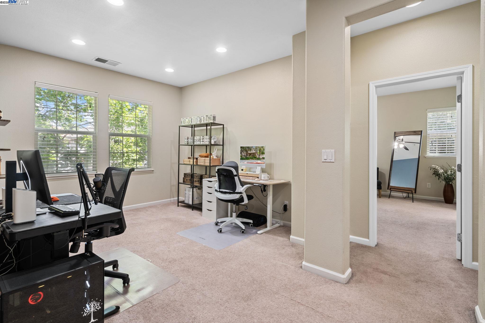 Detail Gallery Image 30 of 52 For 161 W Luna Loca Ln, Mountain House,  CA 95391 - 3 Beds | 3 Baths