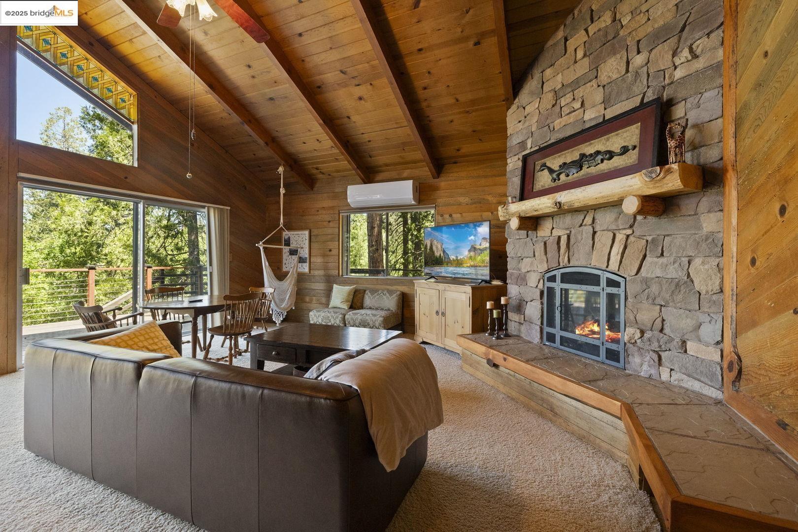 Detail Gallery Image 10 of 57 For 24242 Martingale Ln, Sonora,  CA 95370 - 2 Beds | 2 Baths