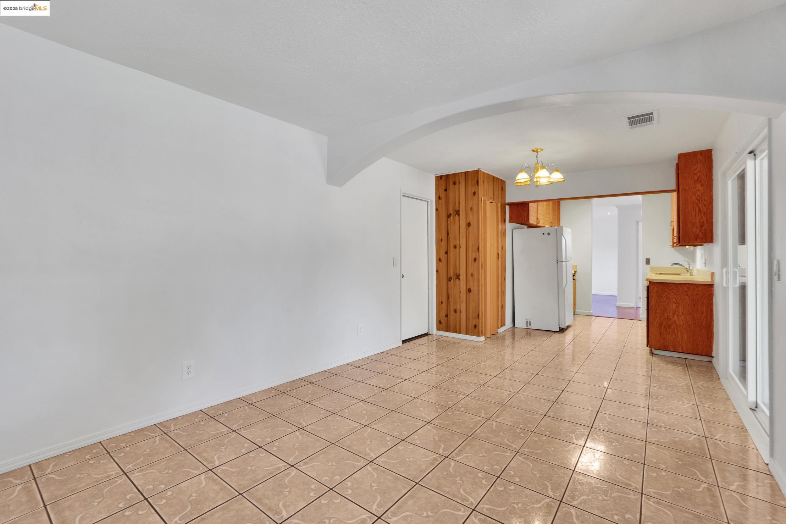 Detail Gallery Image 12 of 32 For 2049 Plum Tree Way, Fairfield,  CA 94533 - 3 Beds | 2 Baths