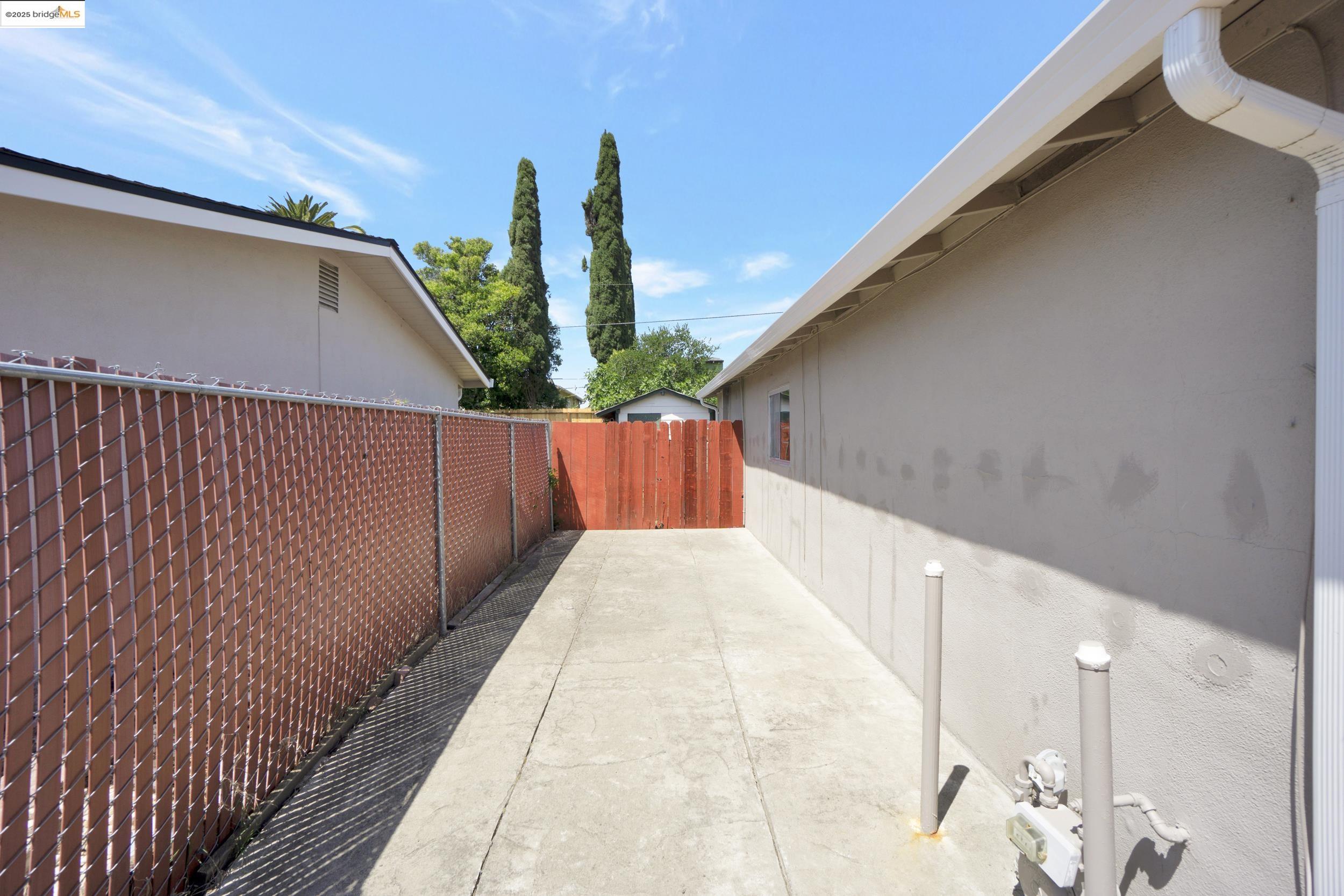 Detail Gallery Image 29 of 32 For 2049 Plum Tree Way, Fairfield,  CA 94533 - 3 Beds | 2 Baths