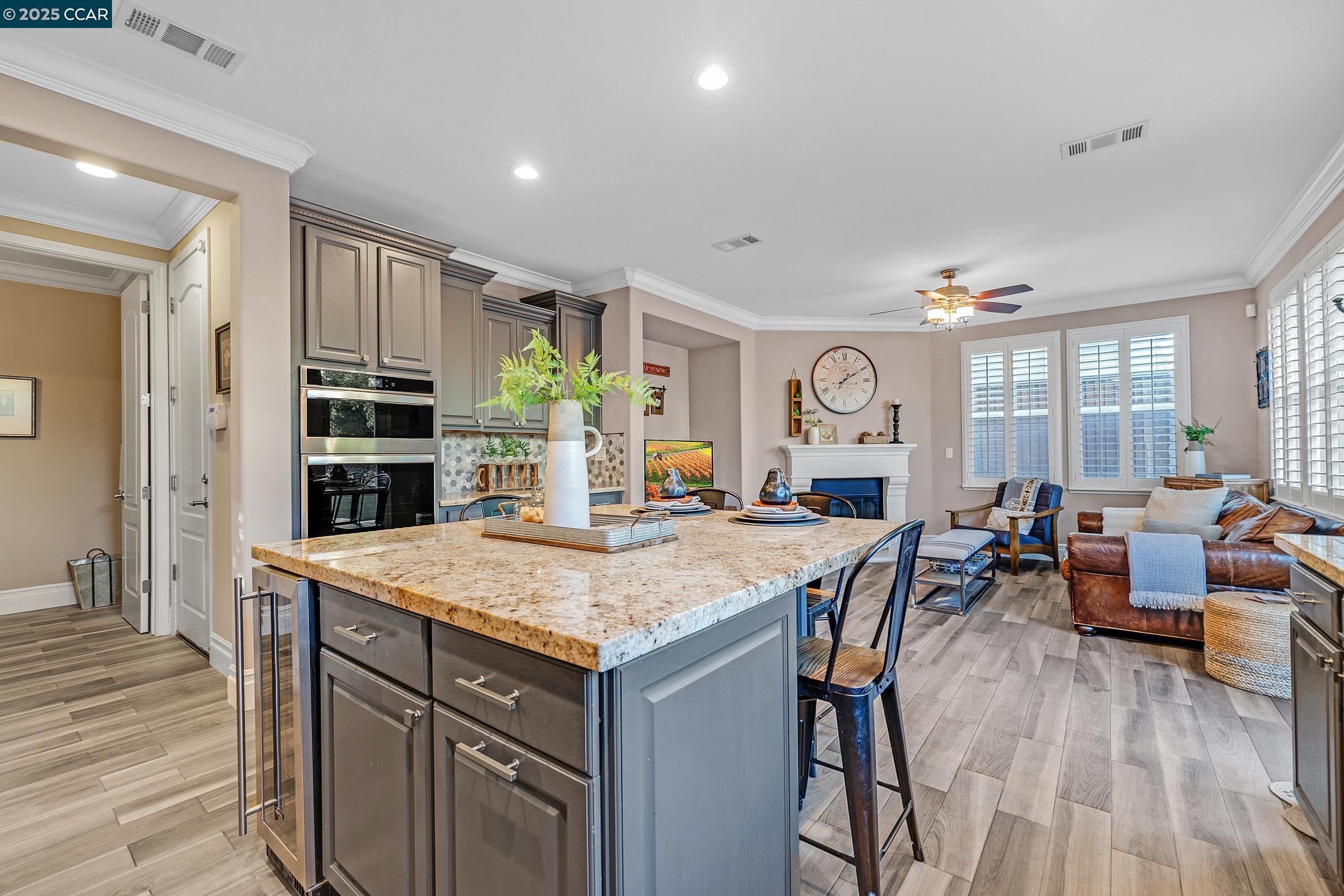 Detail Gallery Image 12 of 43 For 1735 Cottswald St, Danville,  CA 94506 - 5 Beds | 4/1 Baths