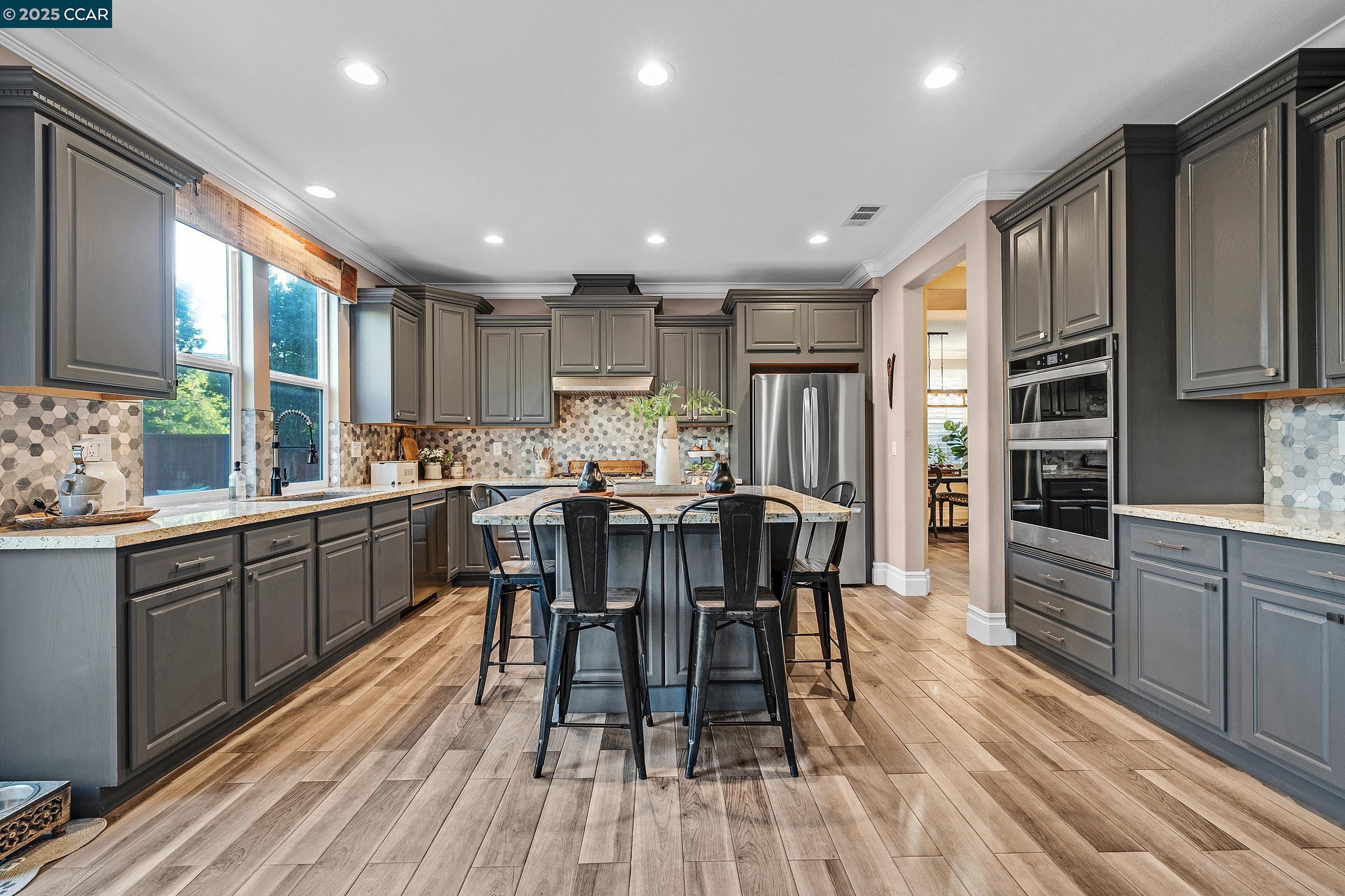 Detail Gallery Image 14 of 43 For 1735 Cottswald St, Danville,  CA 94506 - 5 Beds | 4/1 Baths