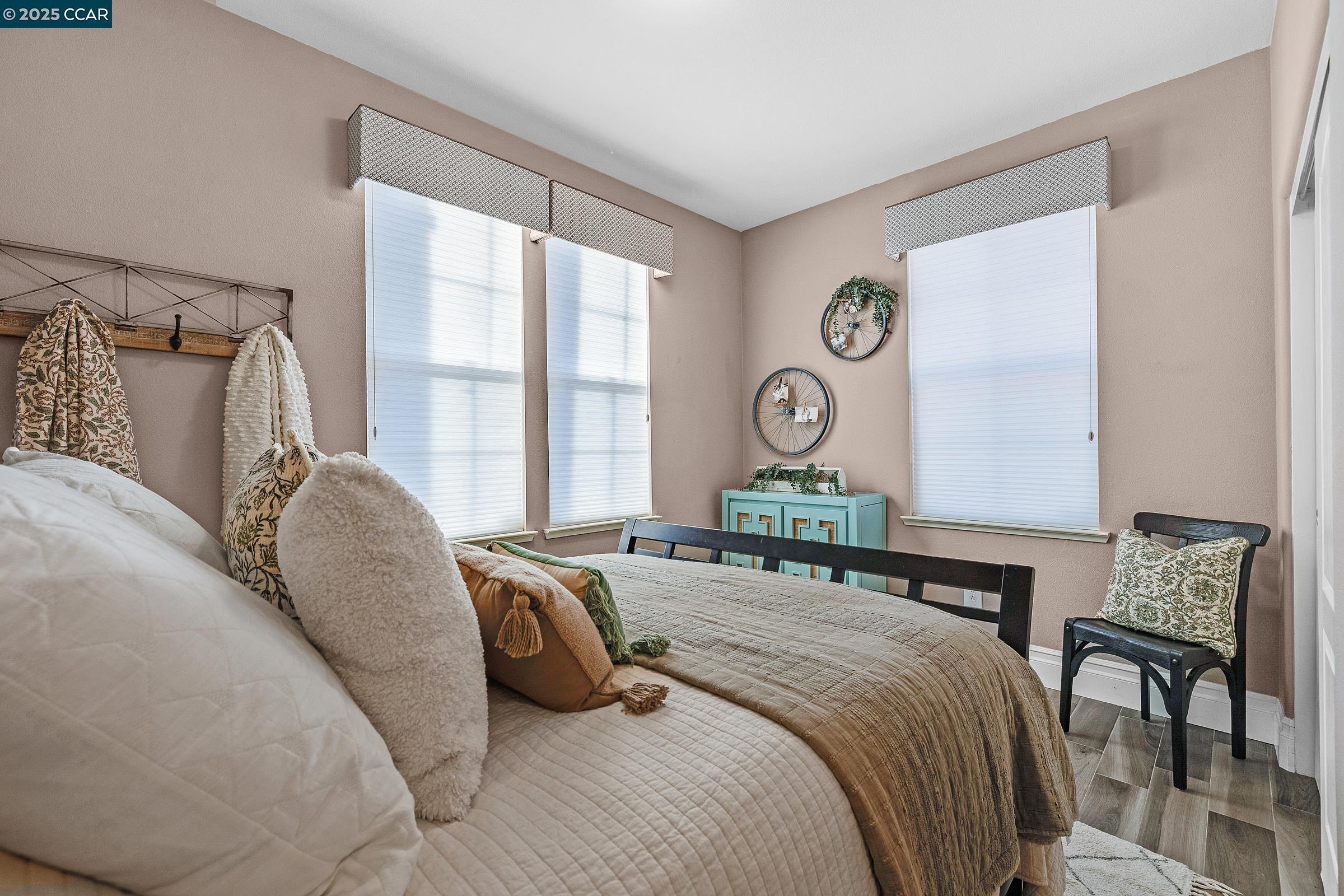 Detail Gallery Image 16 of 43 For 1735 Cottswald St, Danville,  CA 94506 - 5 Beds | 4/1 Baths