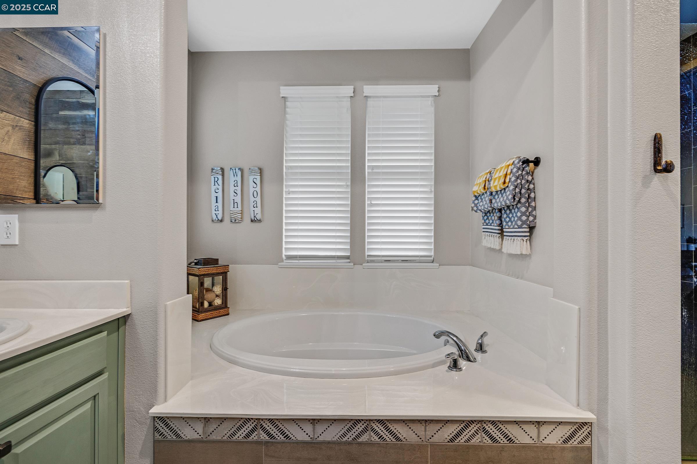 Detail Gallery Image 30 of 43 For 1735 Cottswald St, Danville,  CA 94506 - 5 Beds | 4/1 Baths