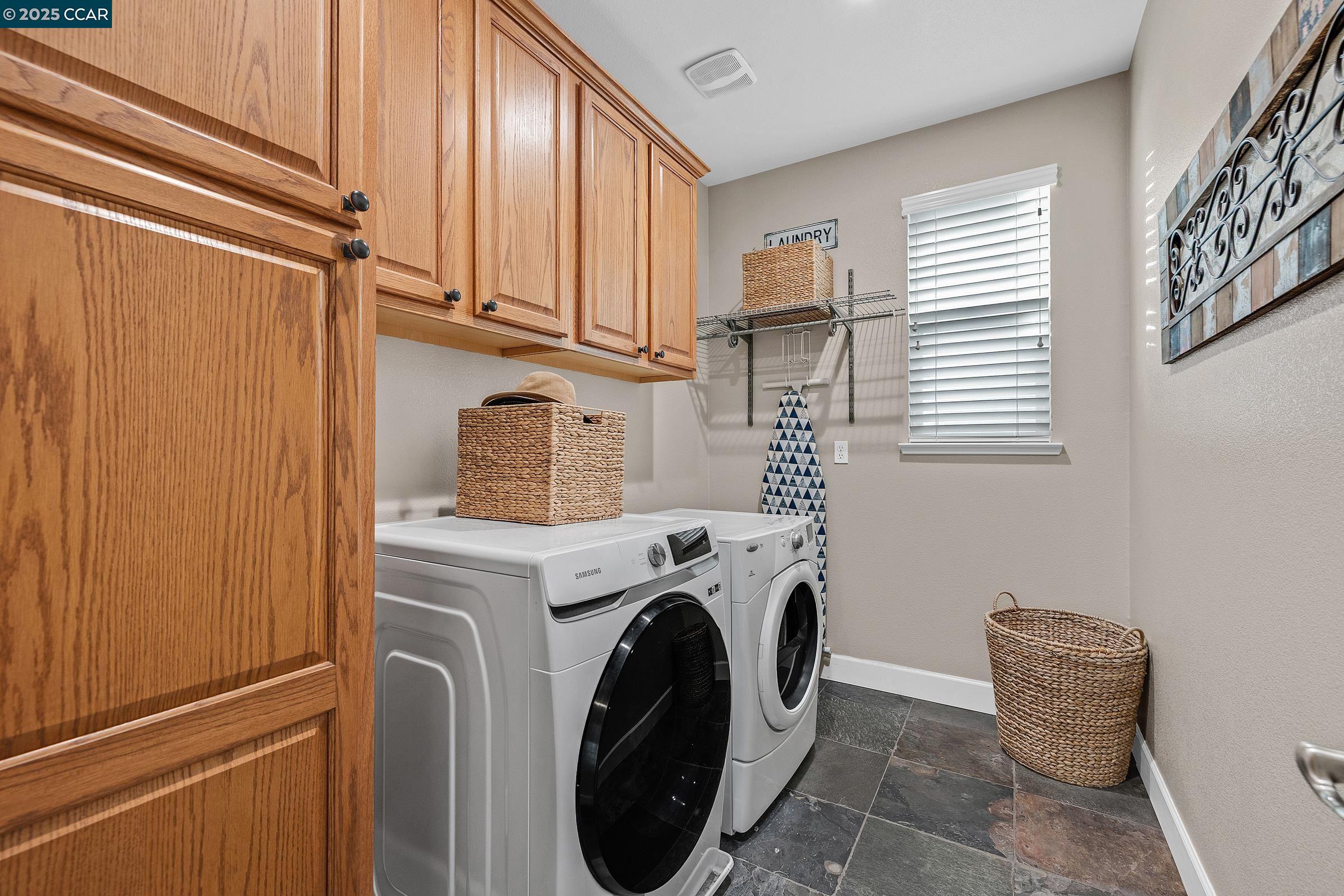 Detail Gallery Image 34 of 43 For 1735 Cottswald St, Danville,  CA 94506 - 5 Beds | 4/1 Baths
