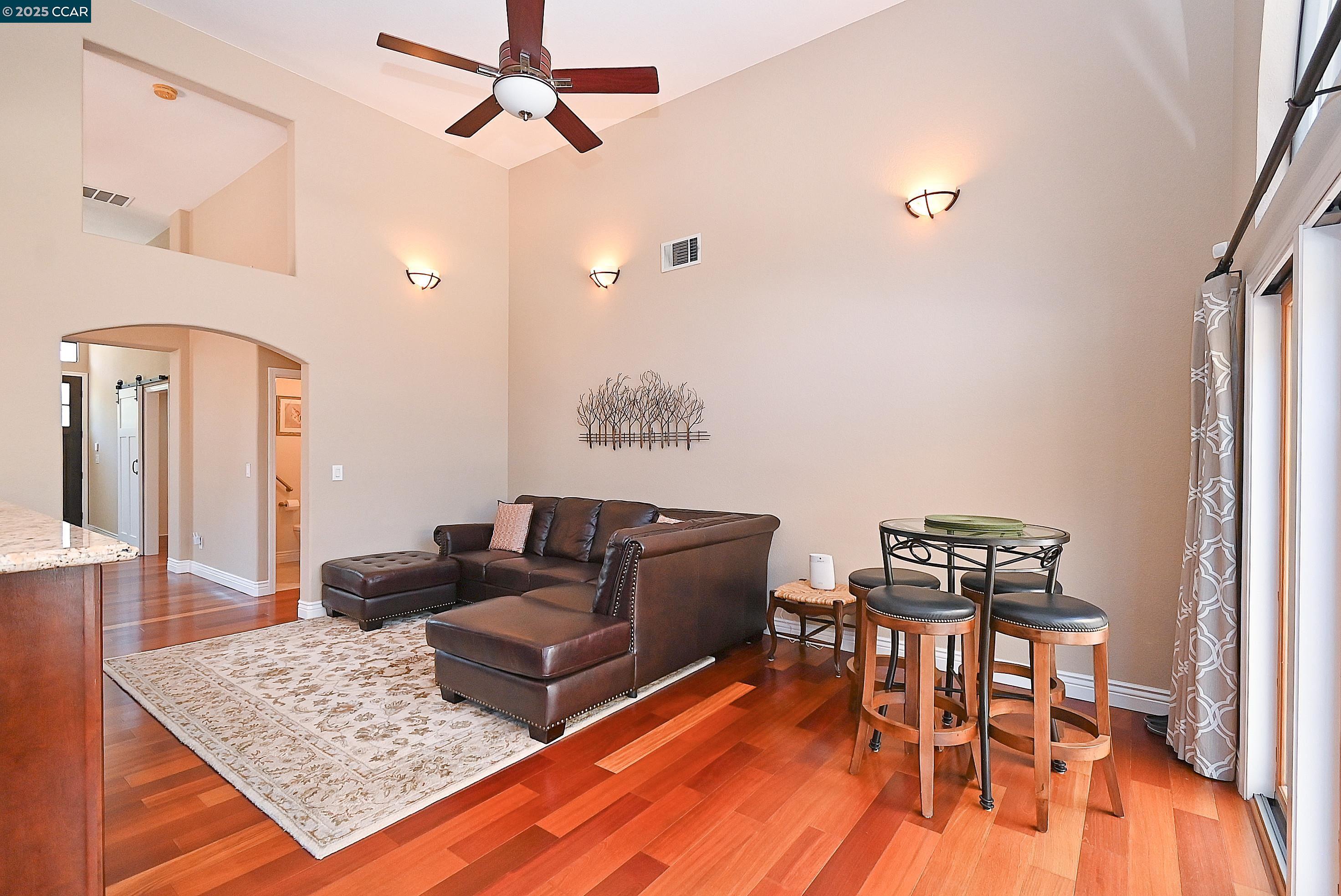 Detail Gallery Image 14 of 37 For 800 Beaver Creek Ct, San Ramon,  CA 94582 - 4 Beds | 2/1 Baths
