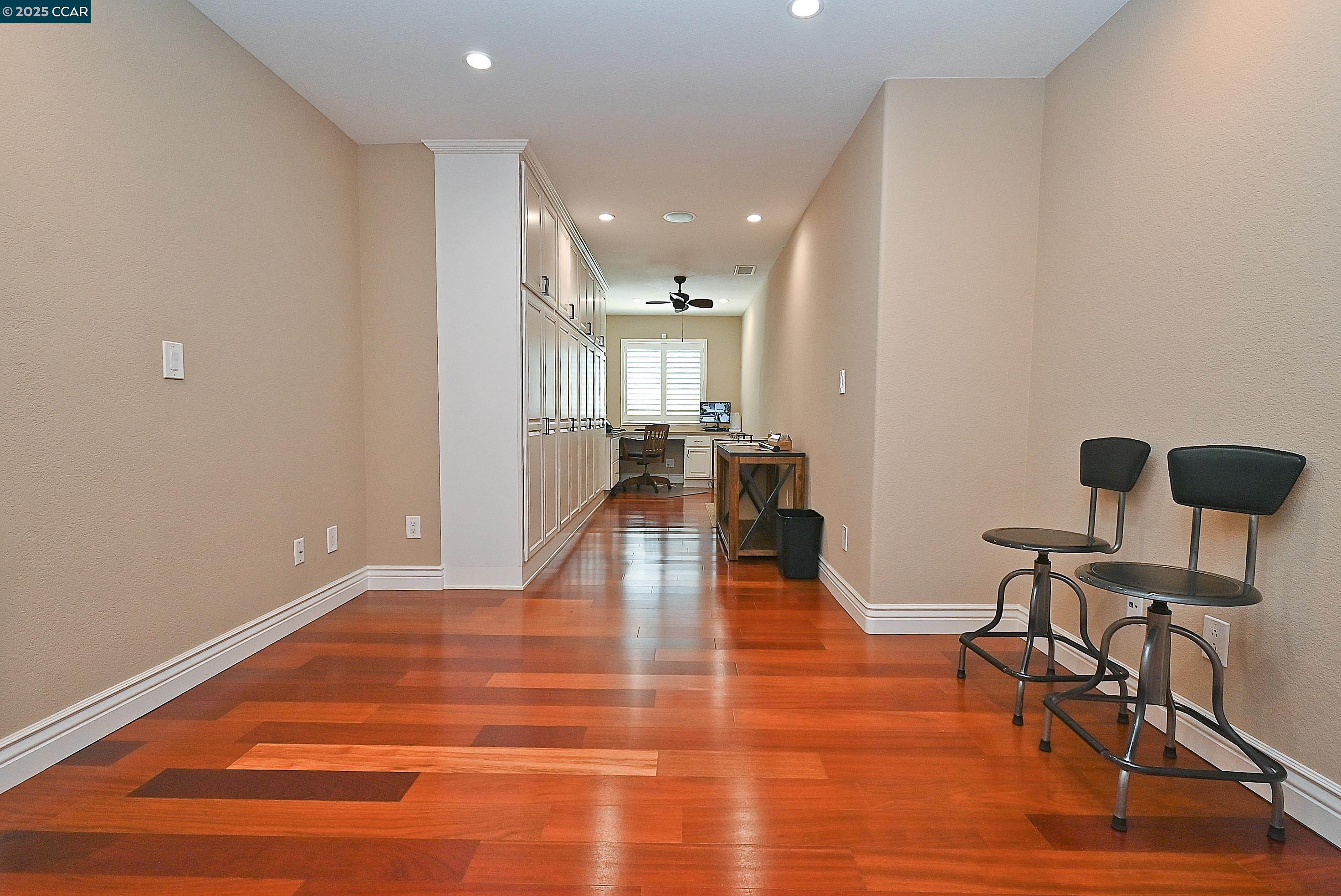 Detail Gallery Image 16 of 37 For 800 Beaver Creek Ct, San Ramon,  CA 94582 - 4 Beds | 2/1 Baths